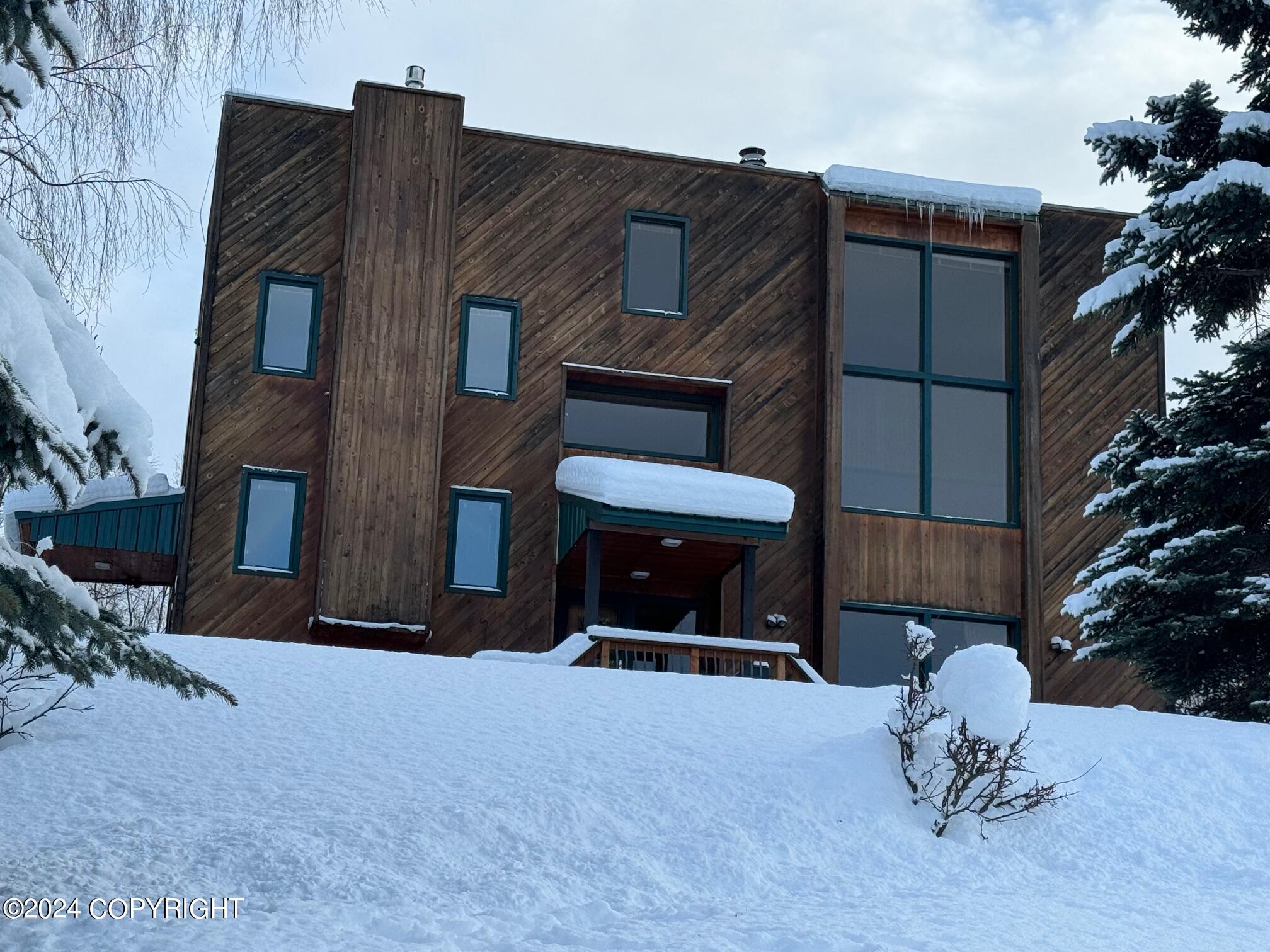 11271 Mountain Lake Drive