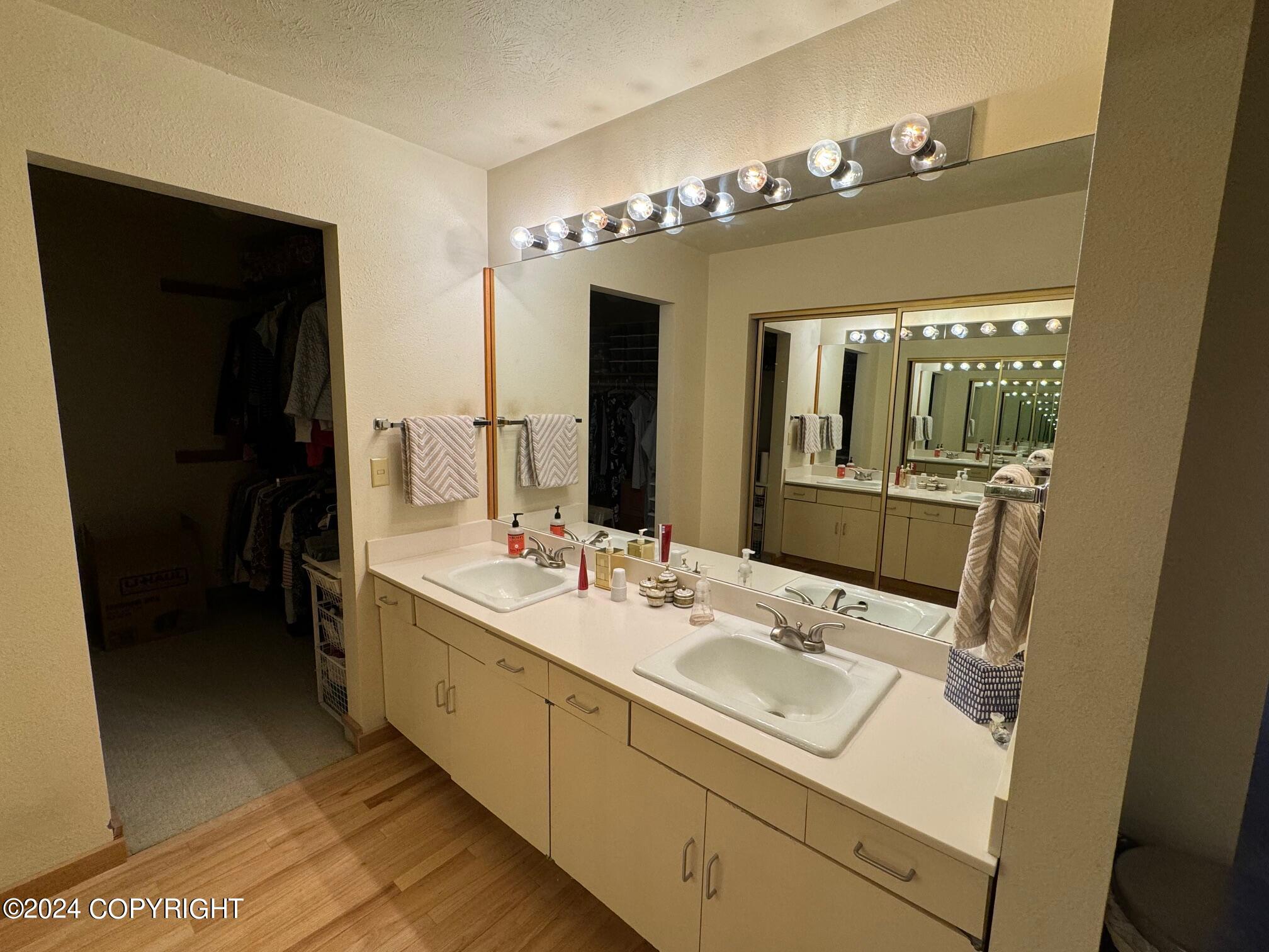 11271 Mountain Lake Drive