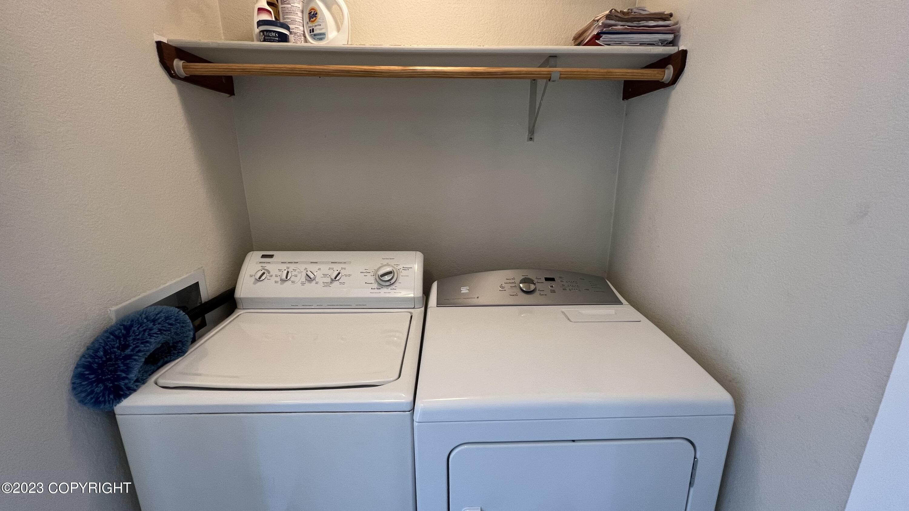 6557 Cimarron Circle