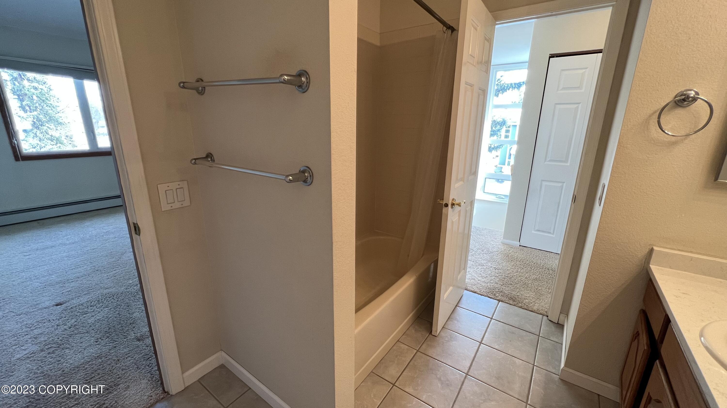 6557 Cimarron Circle