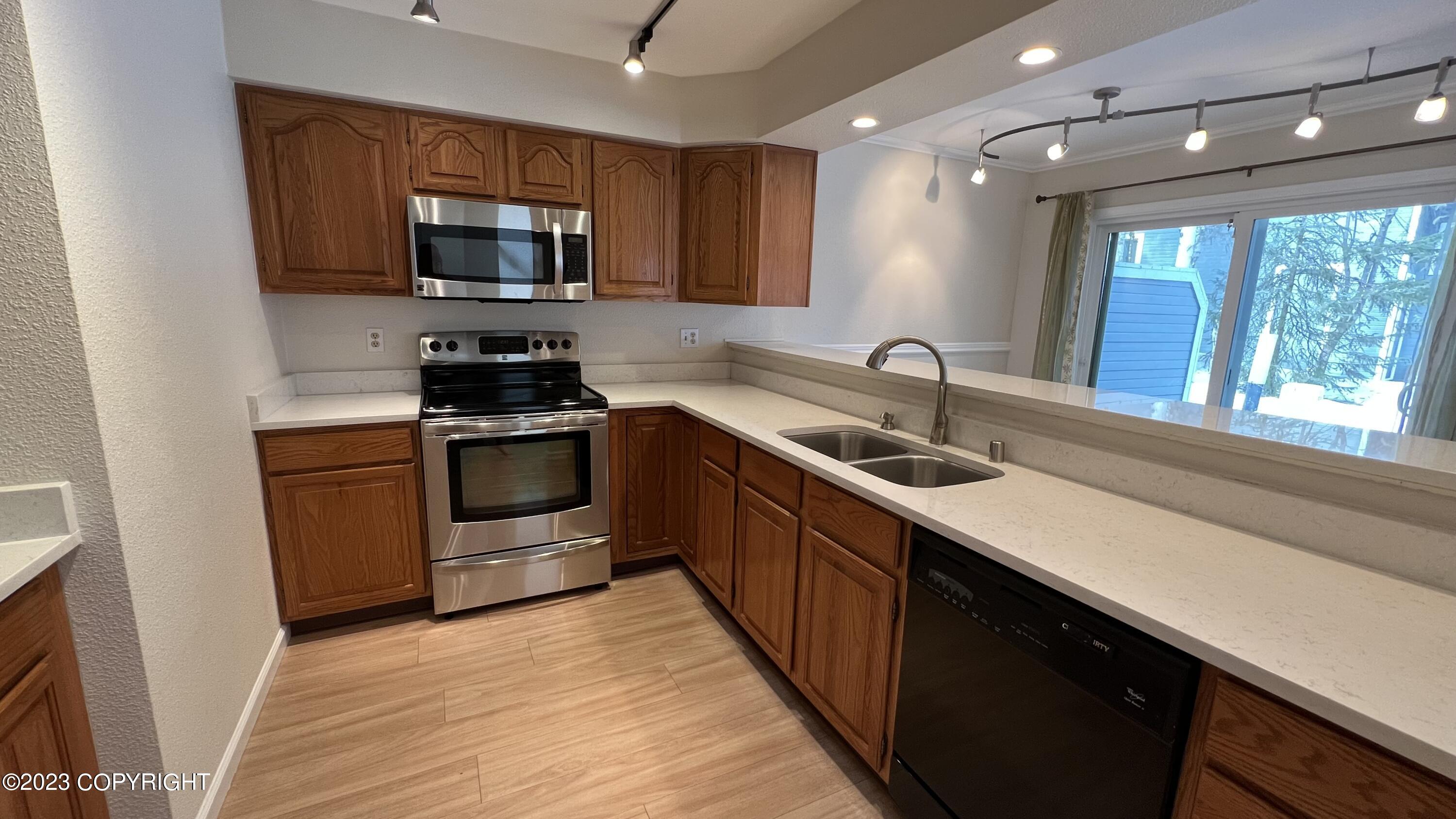 6557 Cimarron Circle