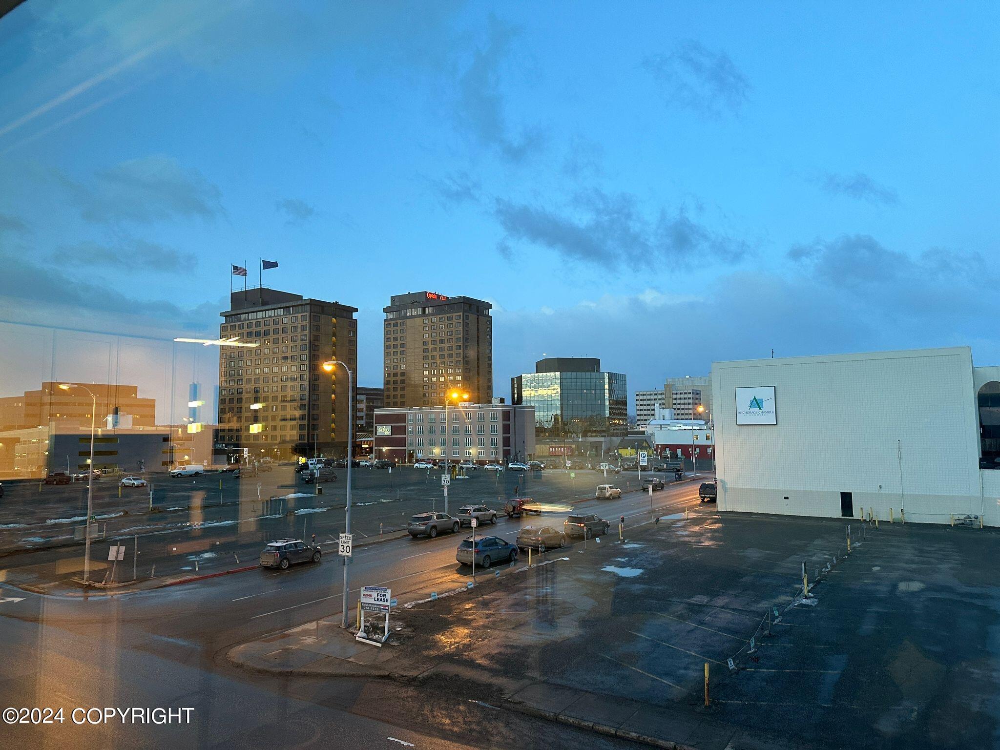 1110 W 6th Avenue # 302