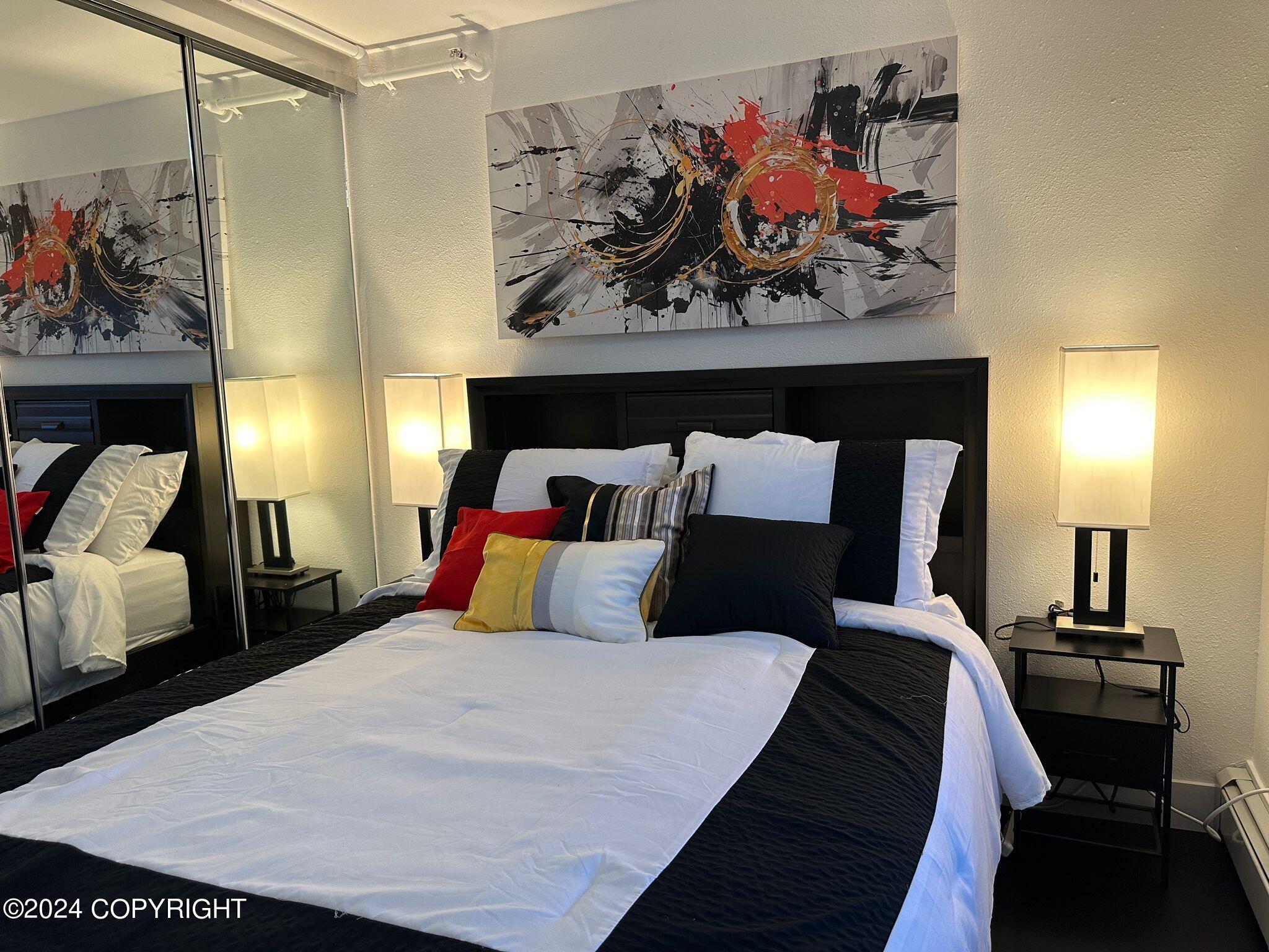 1110 W 6th Avenue # 302
