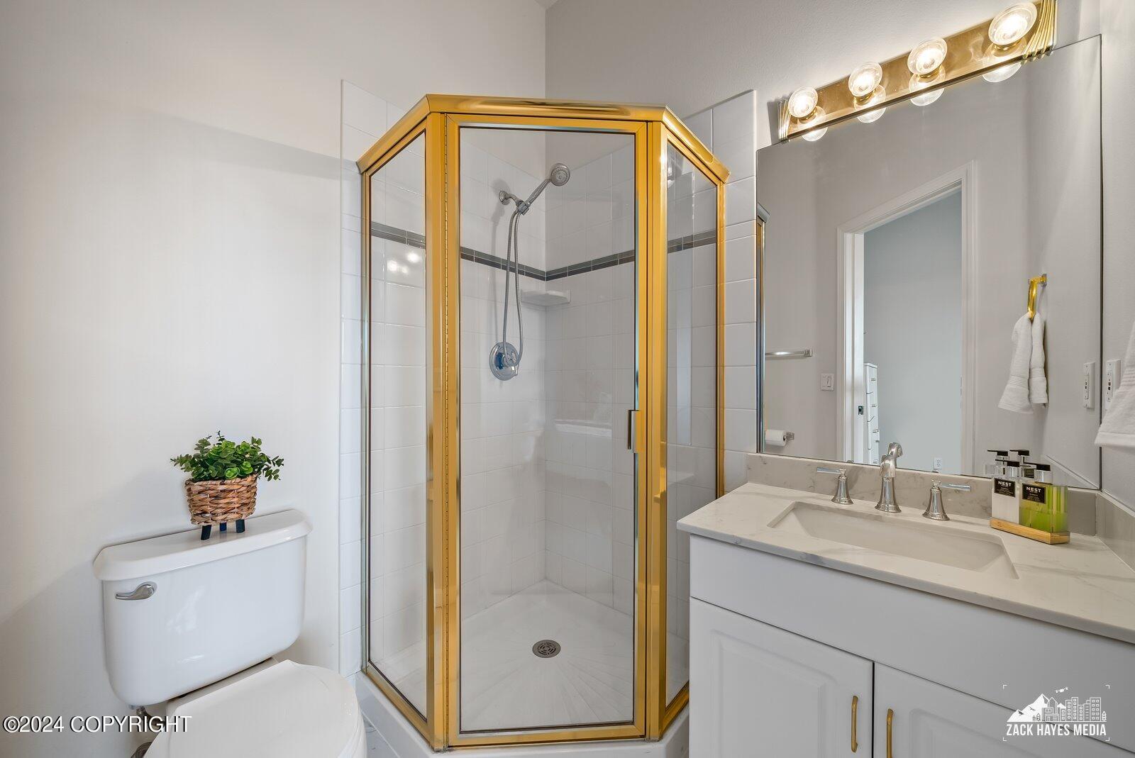 3420 Southbluff Circle