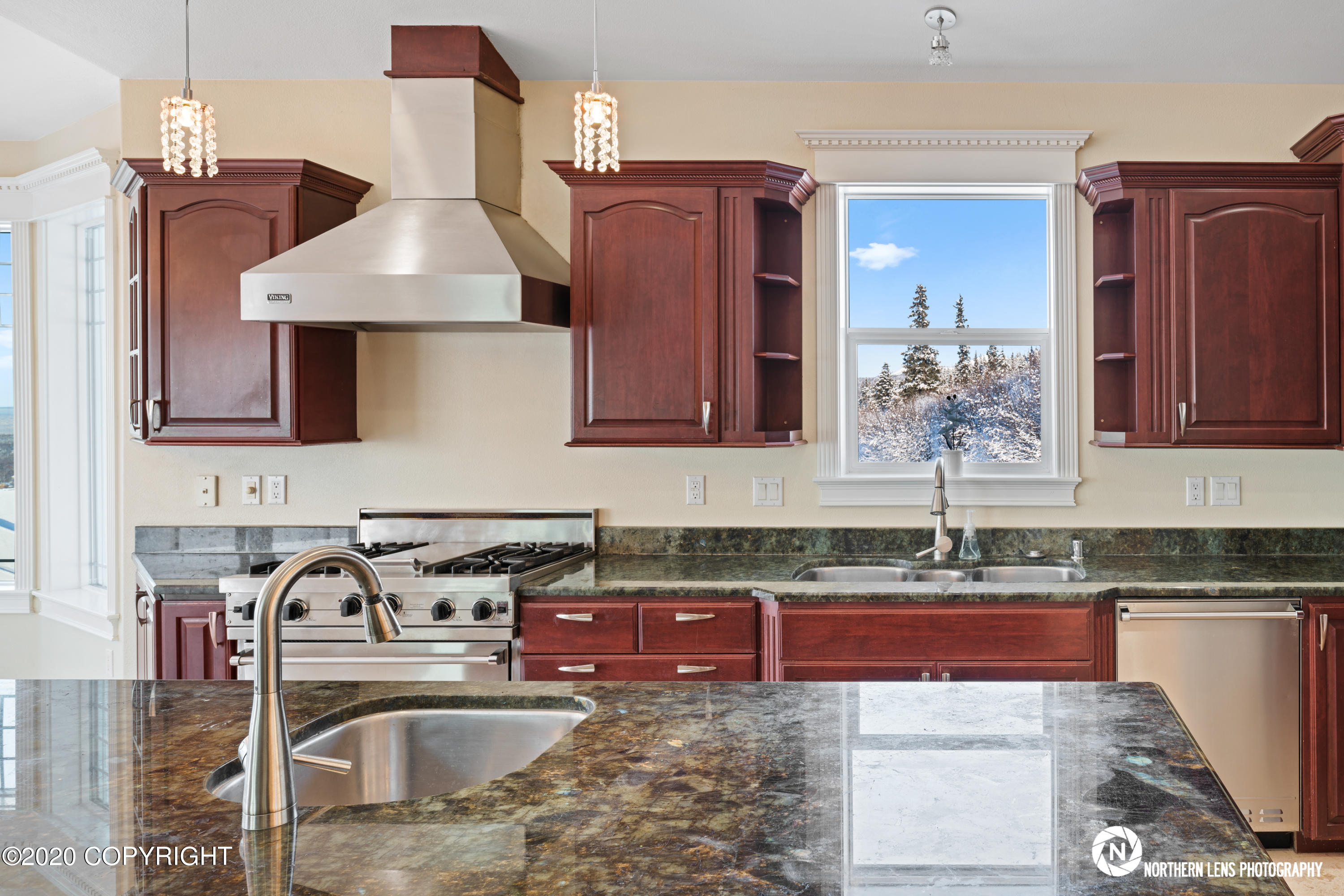 16905 Olena Pointe Circle