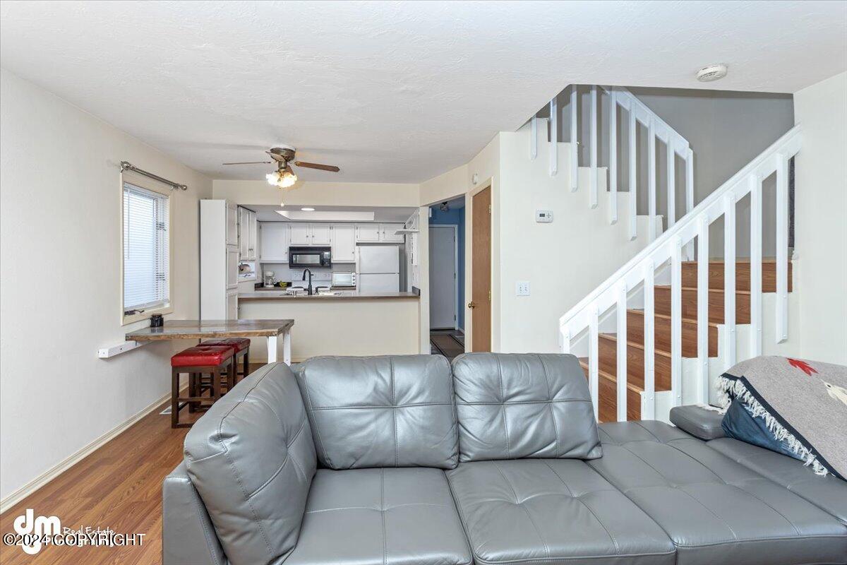 4051 Lakeridge Court