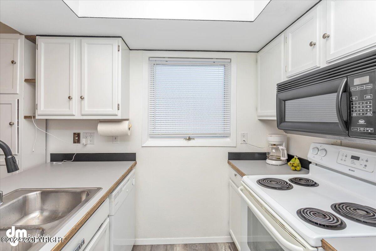 4051 Lakeridge Court