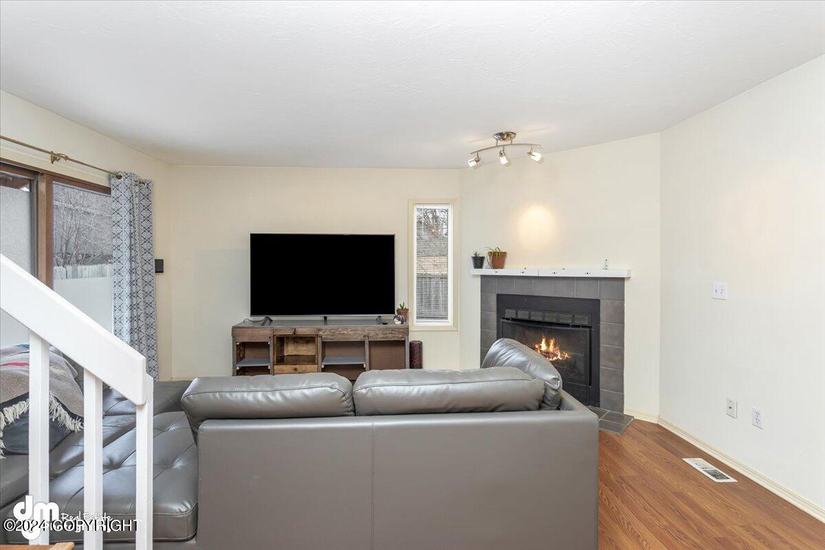 4051 Lakeridge Court