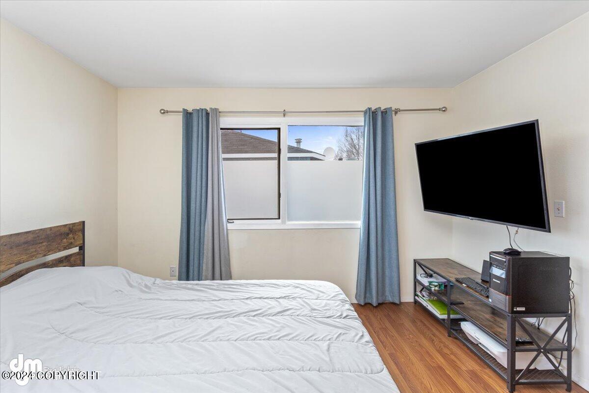 4051 Lakeridge Court