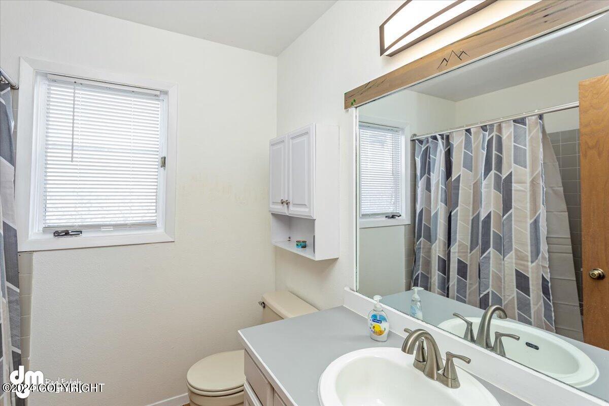 4051 Lakeridge Court