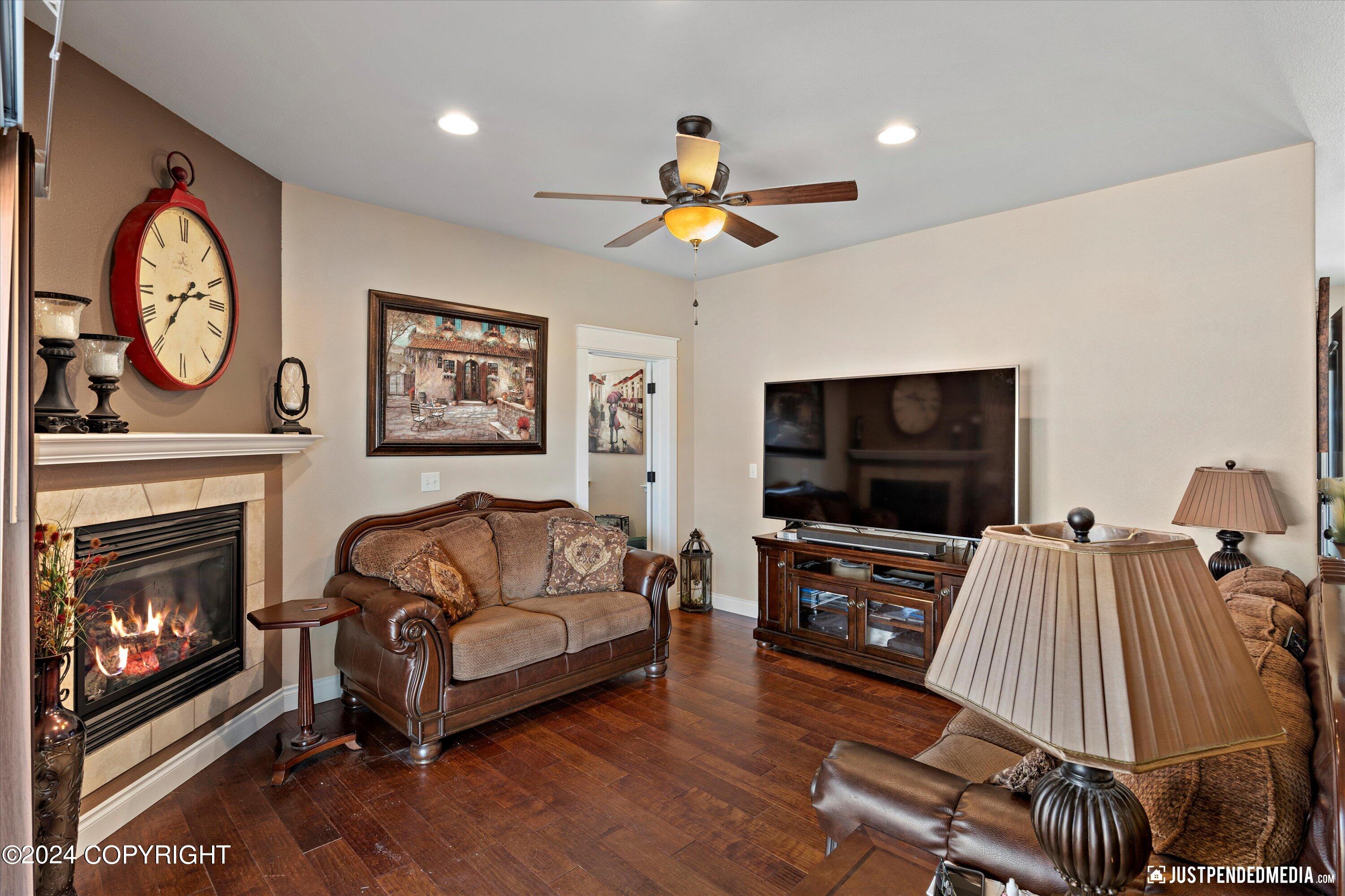 5205 E Fetlock Drive