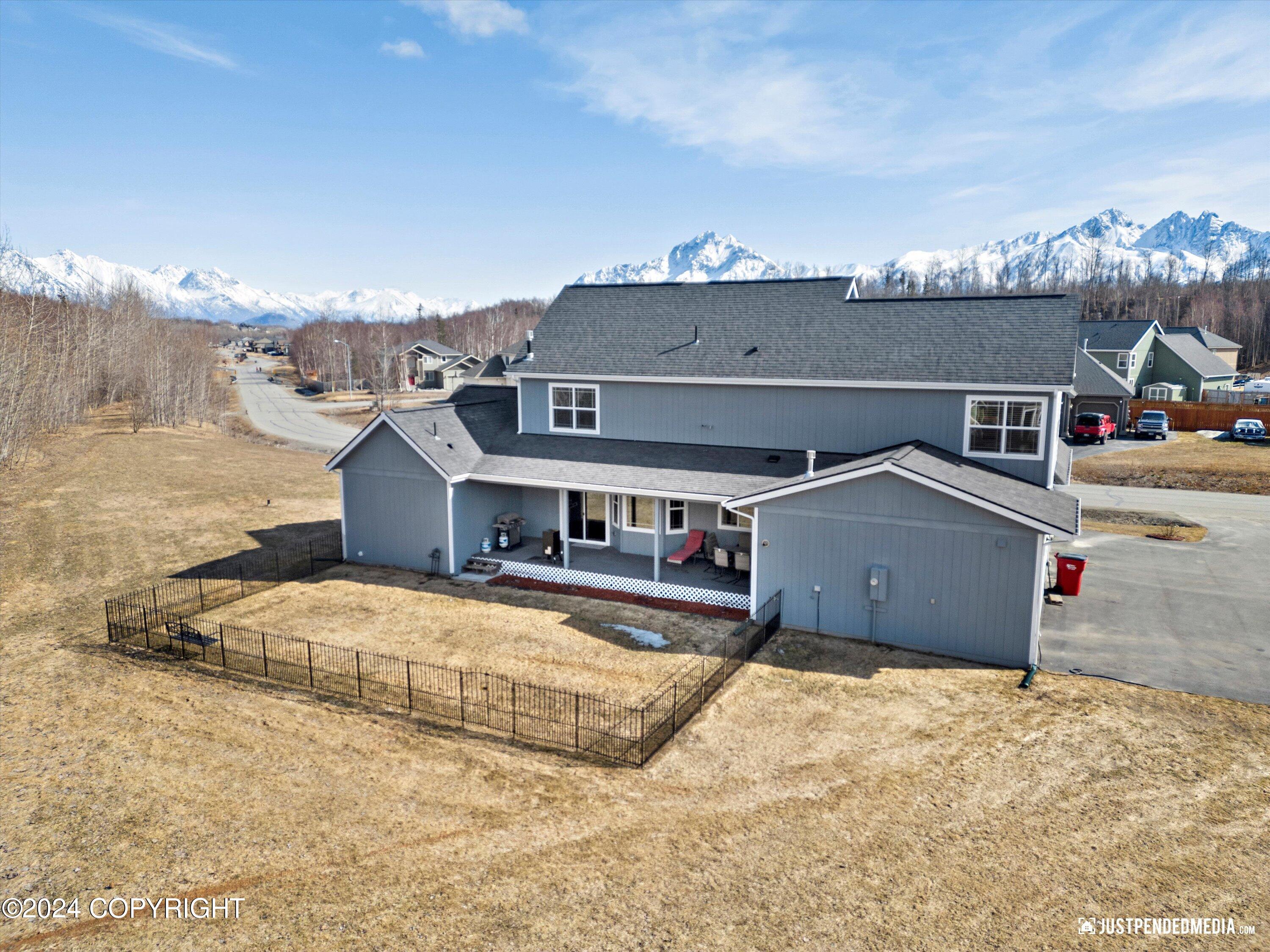 5205 E Fetlock Drive