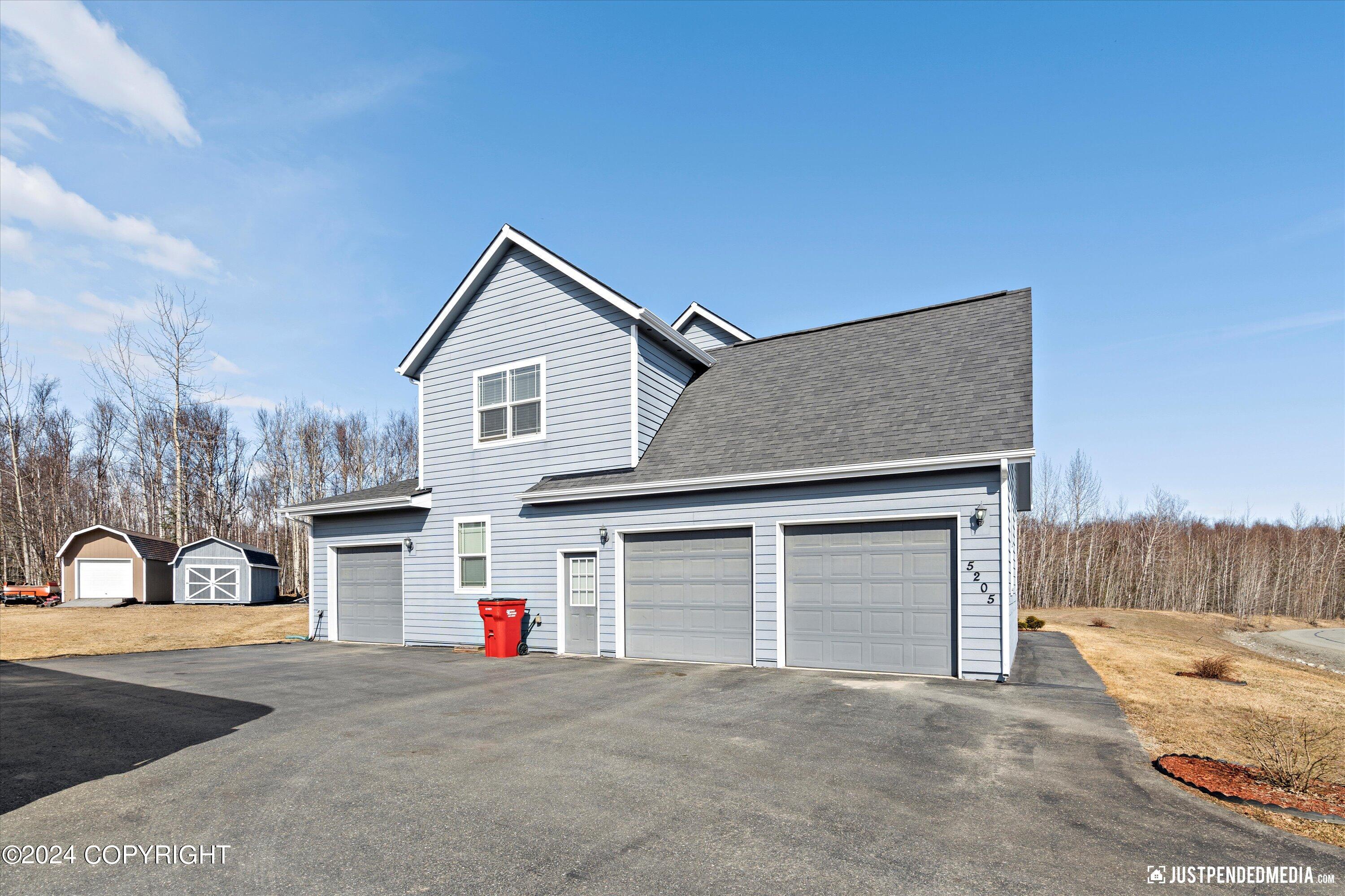 5205 E Fetlock Drive