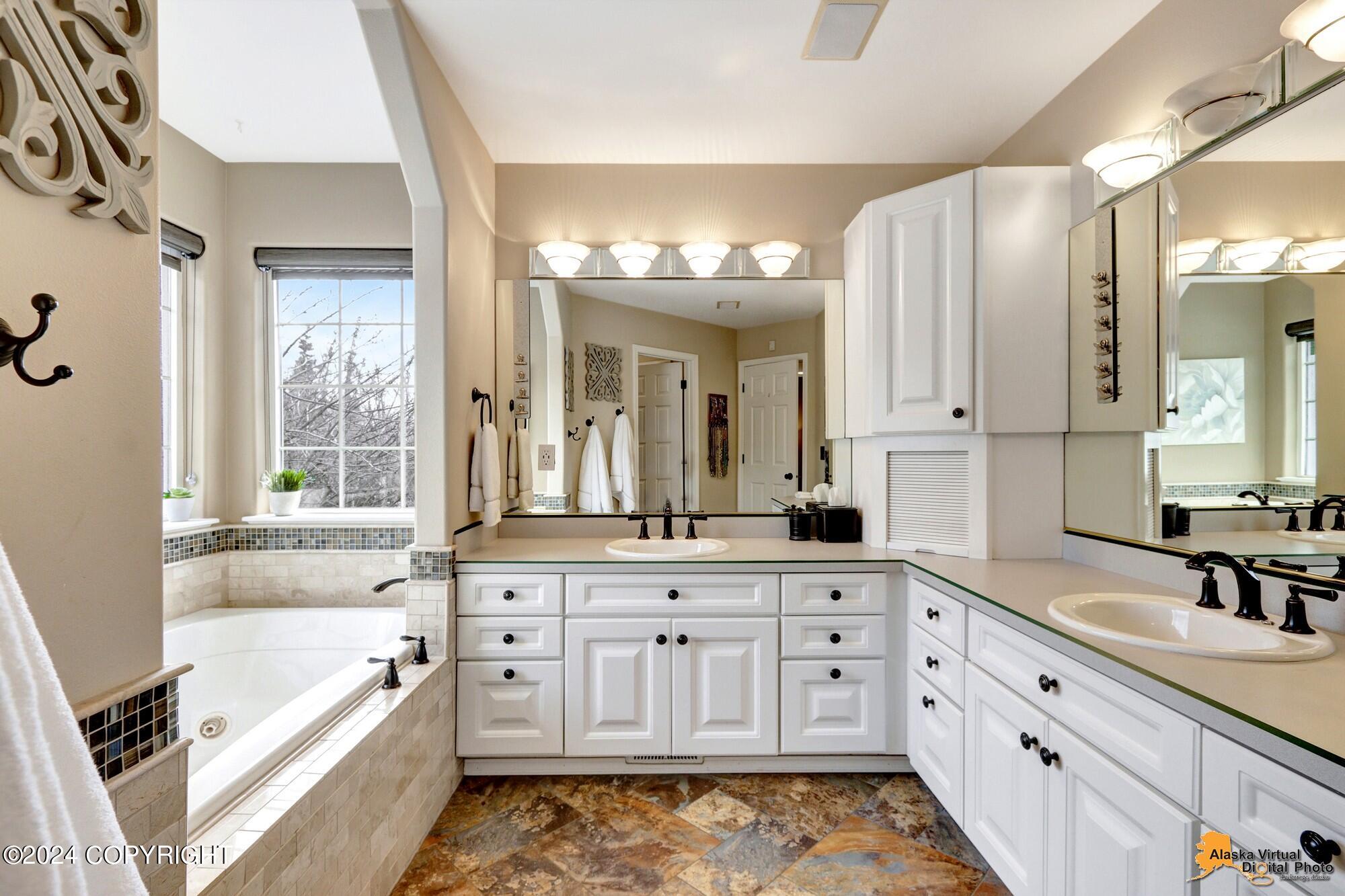 15151 Oxford Bluff Circle