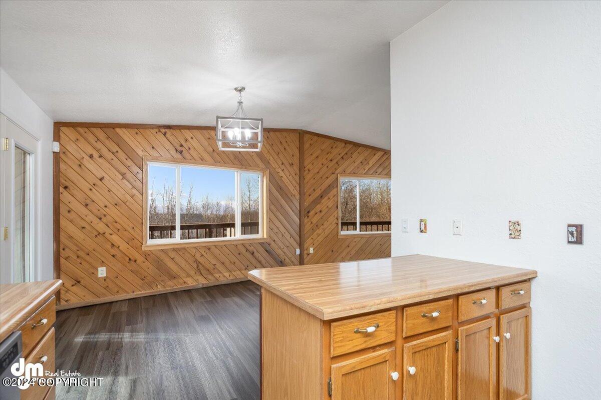 901 N Shenandoah Drive