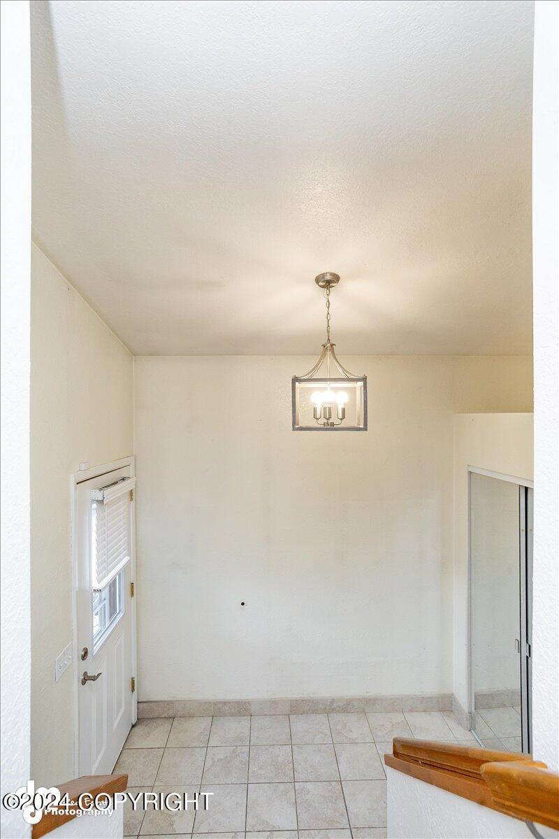 901 N Shenandoah Drive