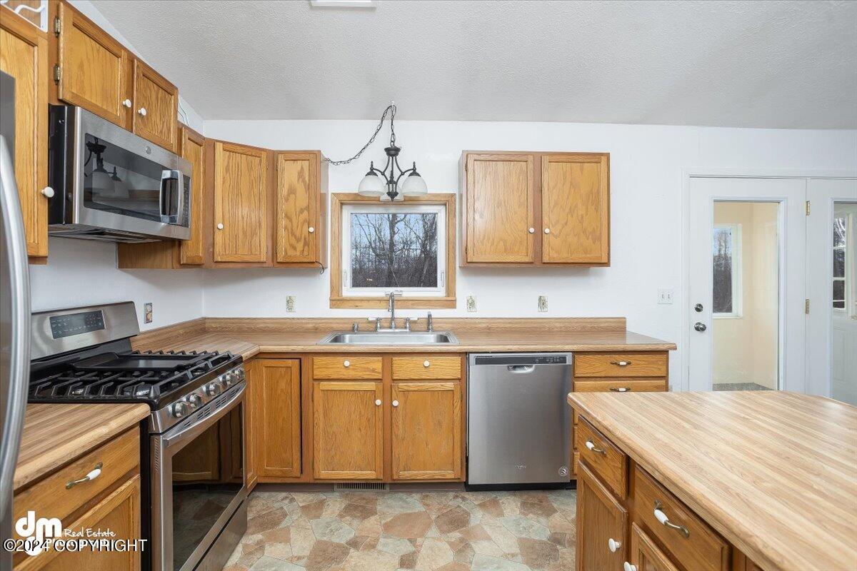 901 N Shenandoah Drive