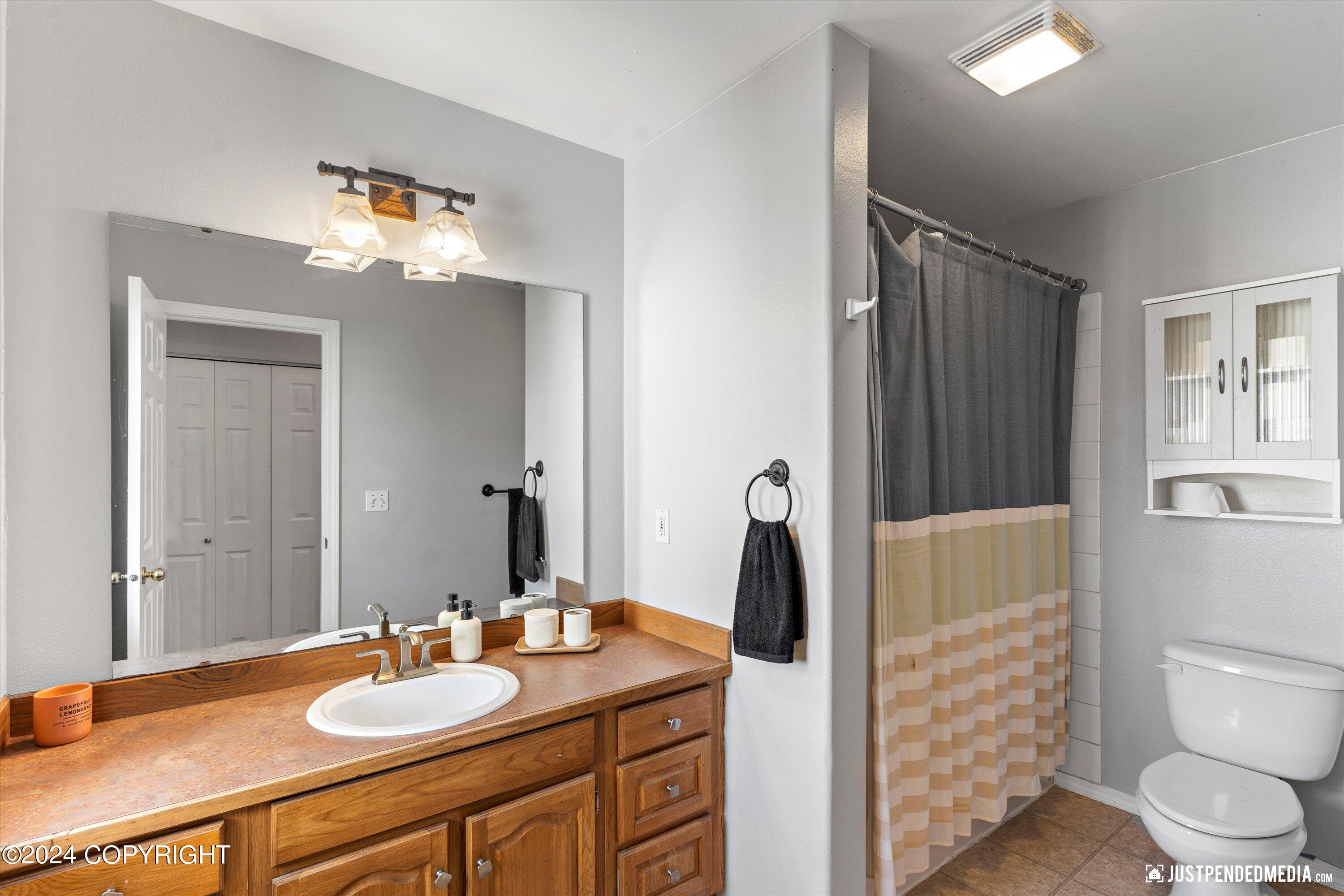 5606 Alora Loop