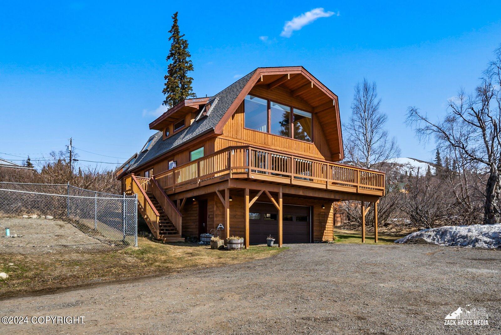 18201 Golden View Drive