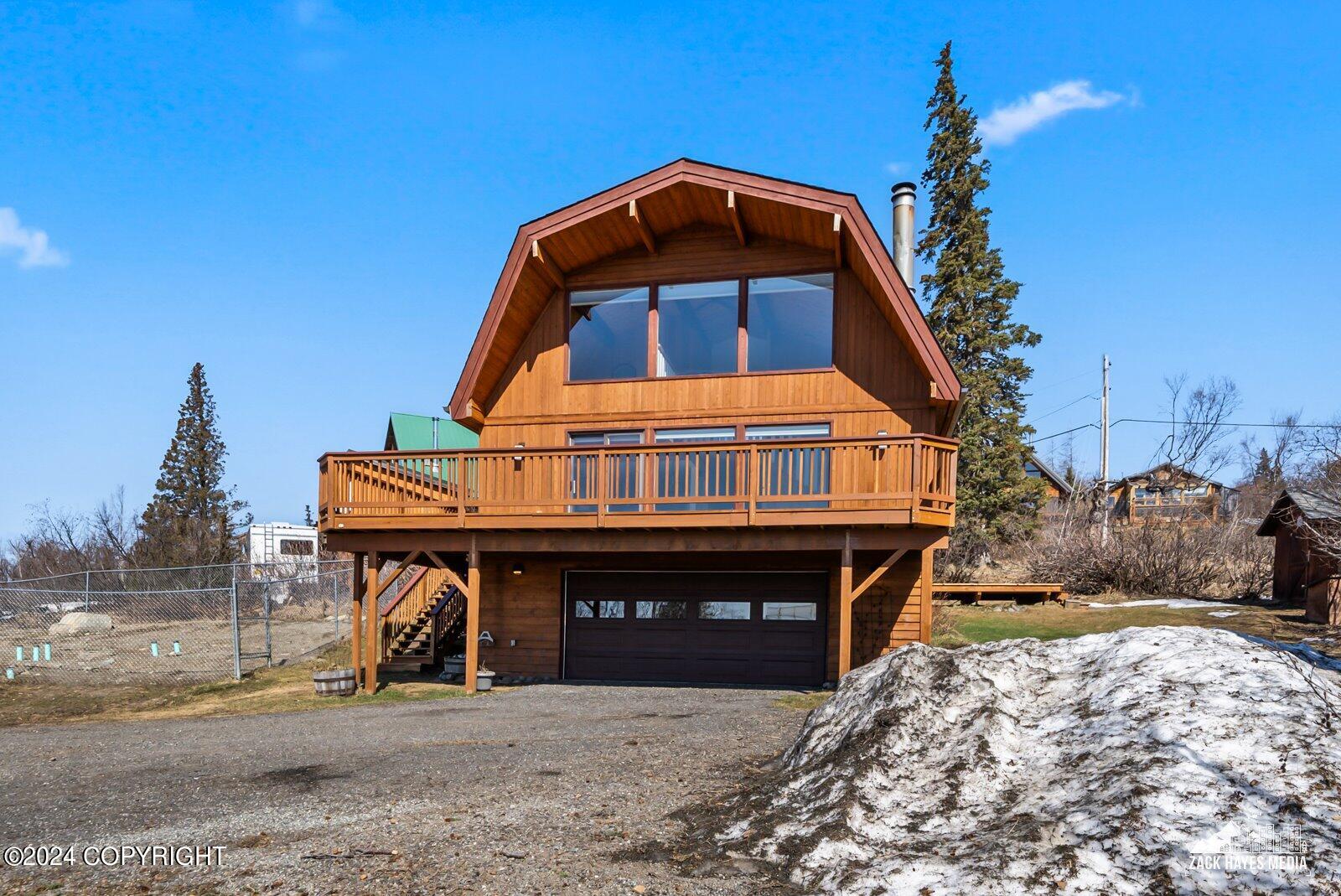 18201 Golden View Drive
