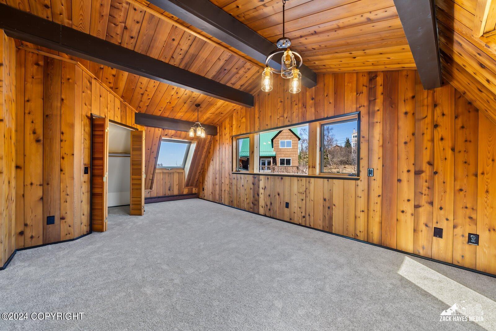 18201 Golden View Drive