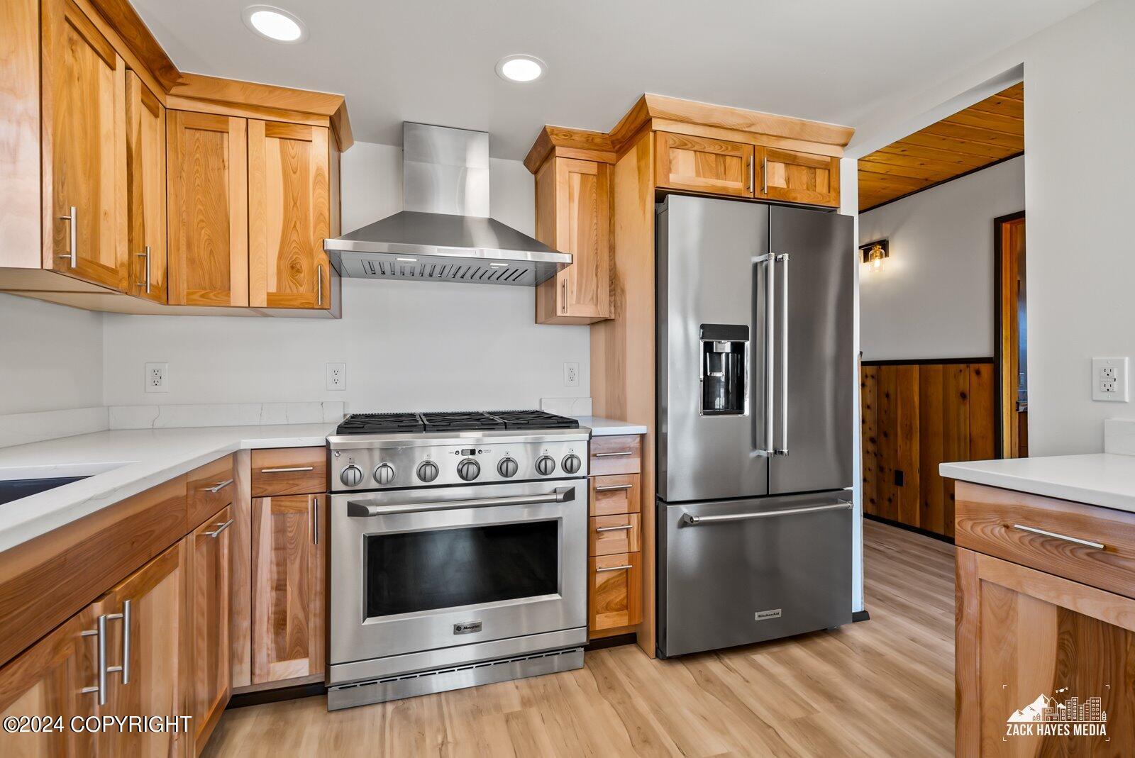 18201 Golden View Drive