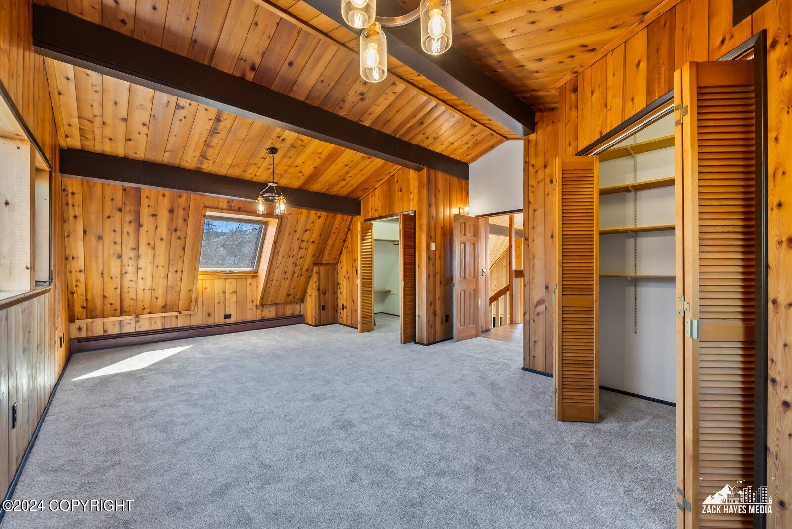 18201 Golden View Drive