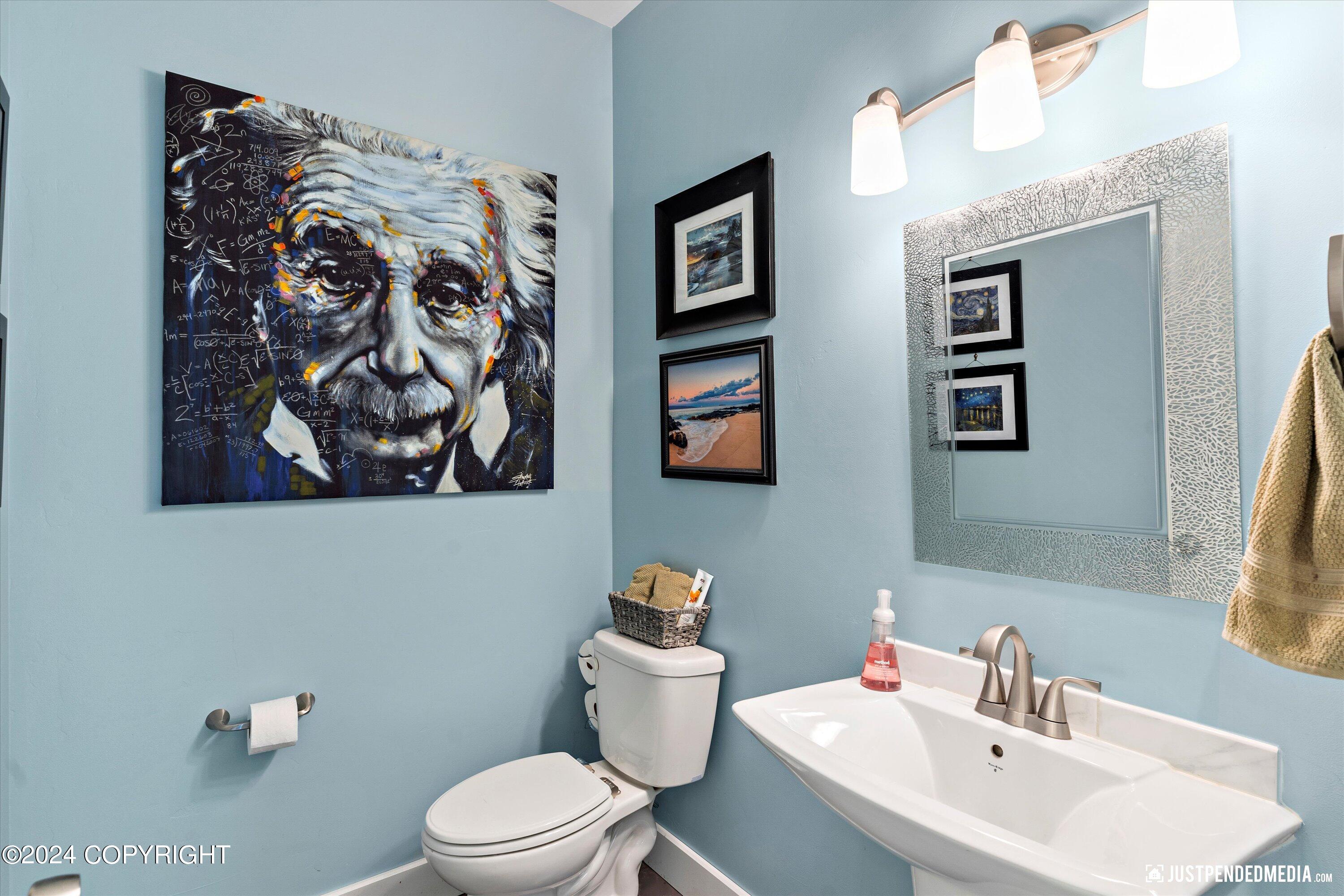 4621 E Pyrite Circle