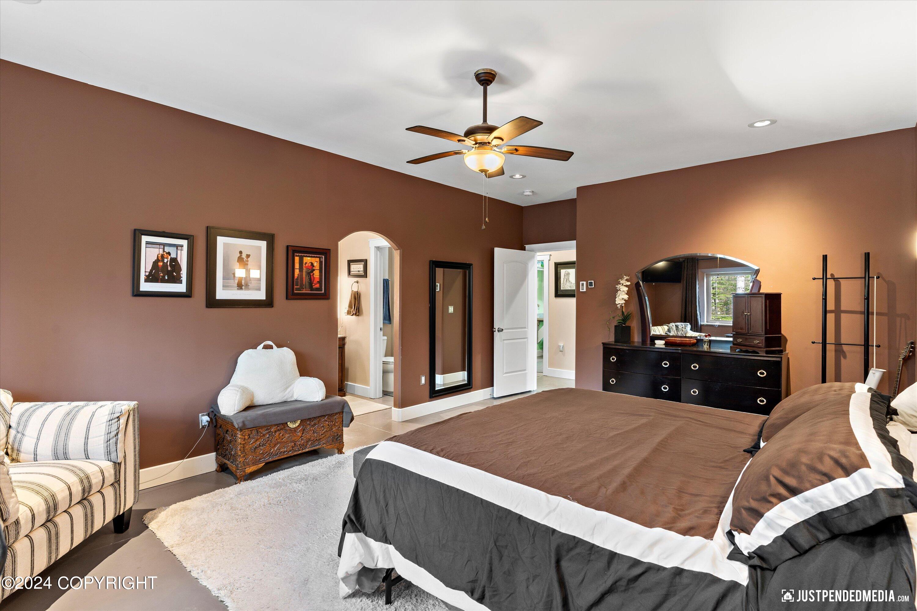 4621 E Pyrite Circle