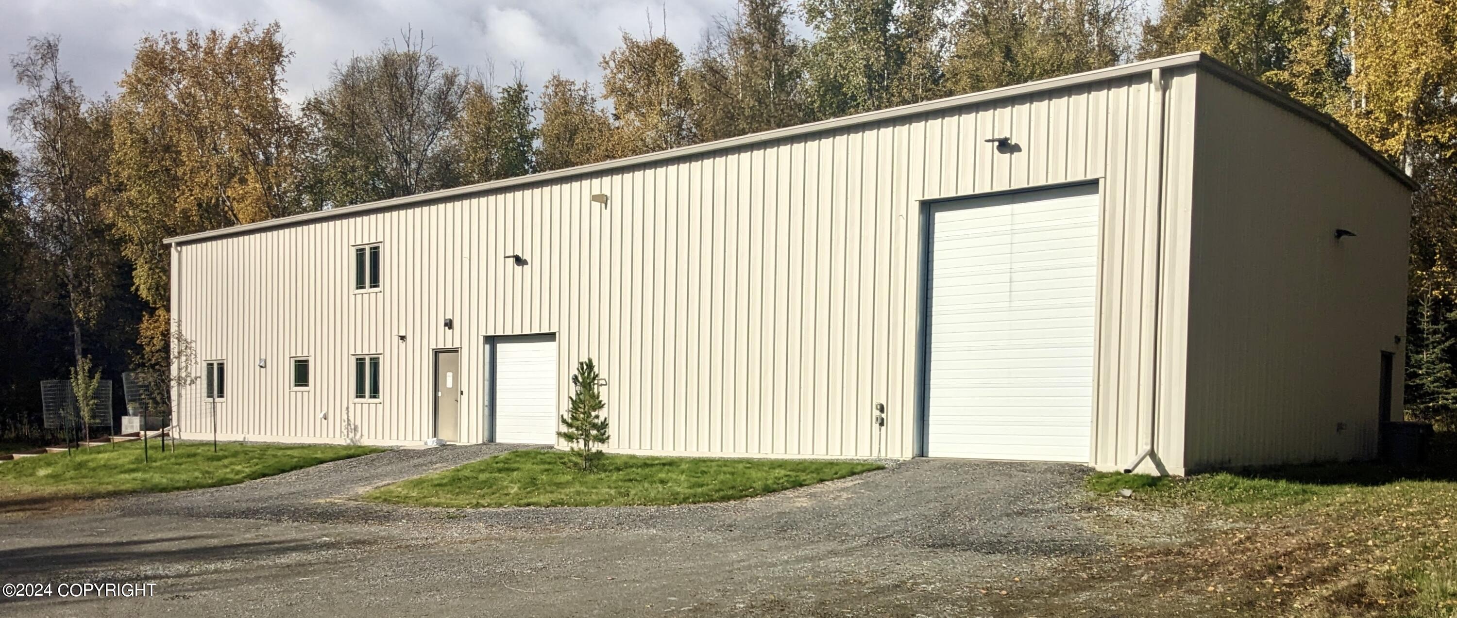 4621 E Pyrite Circle