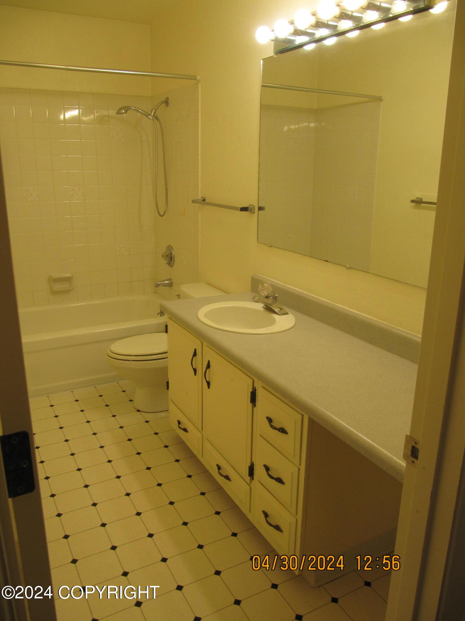 2068 Cliffside Drive