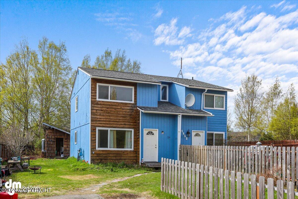 1850 Bellevue Loop
