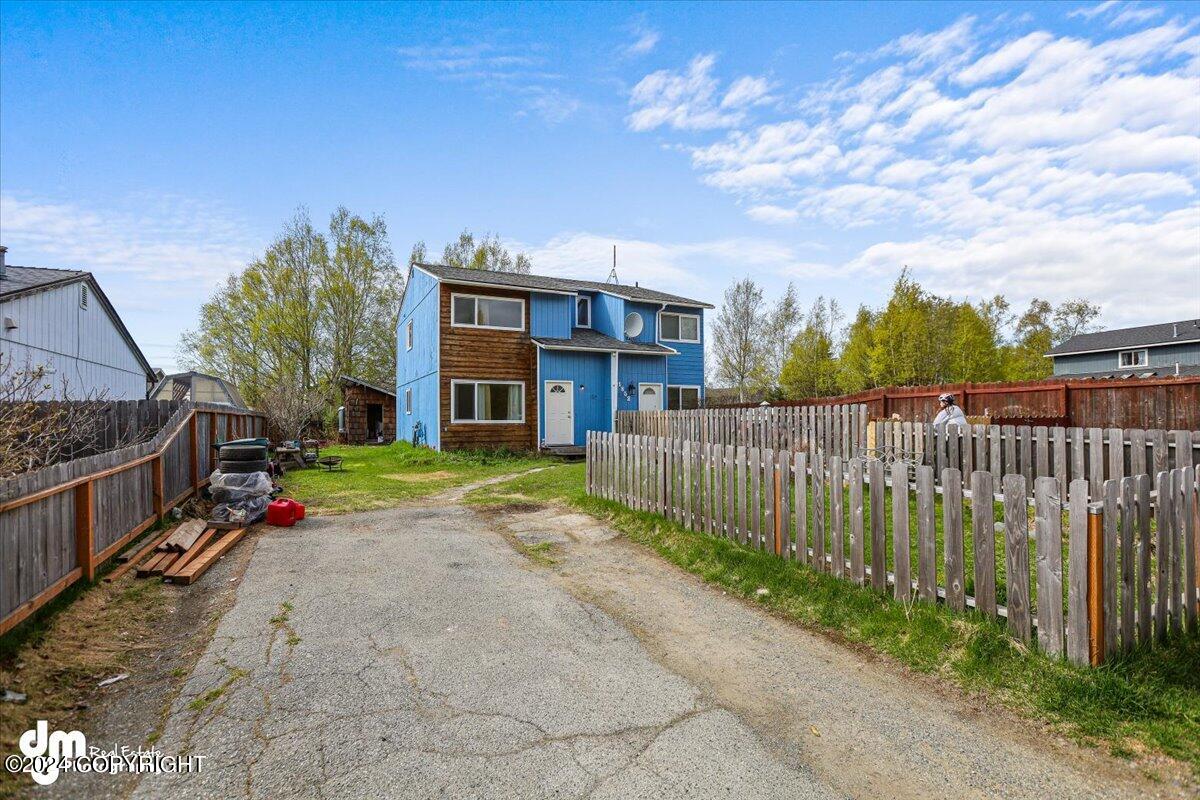1850 Bellevue Loop