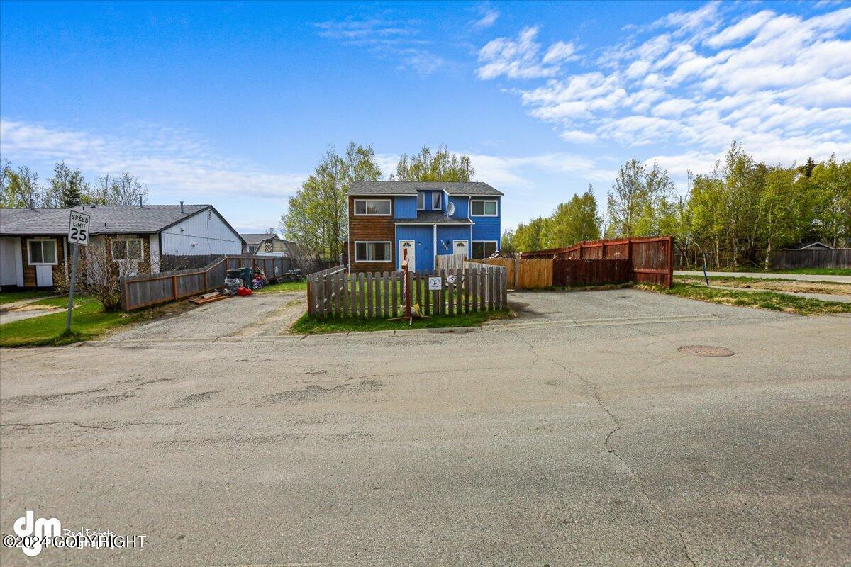 1850 Bellevue Loop