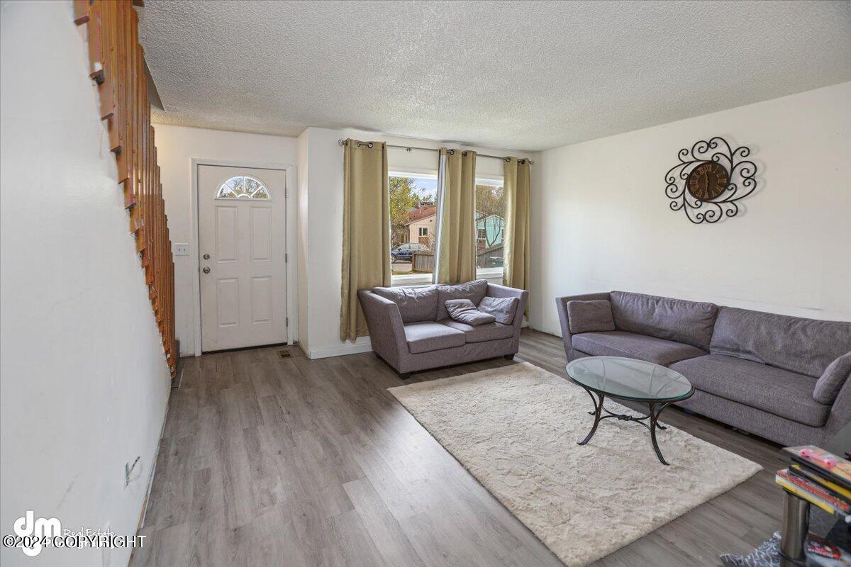 1850 Bellevue Loop