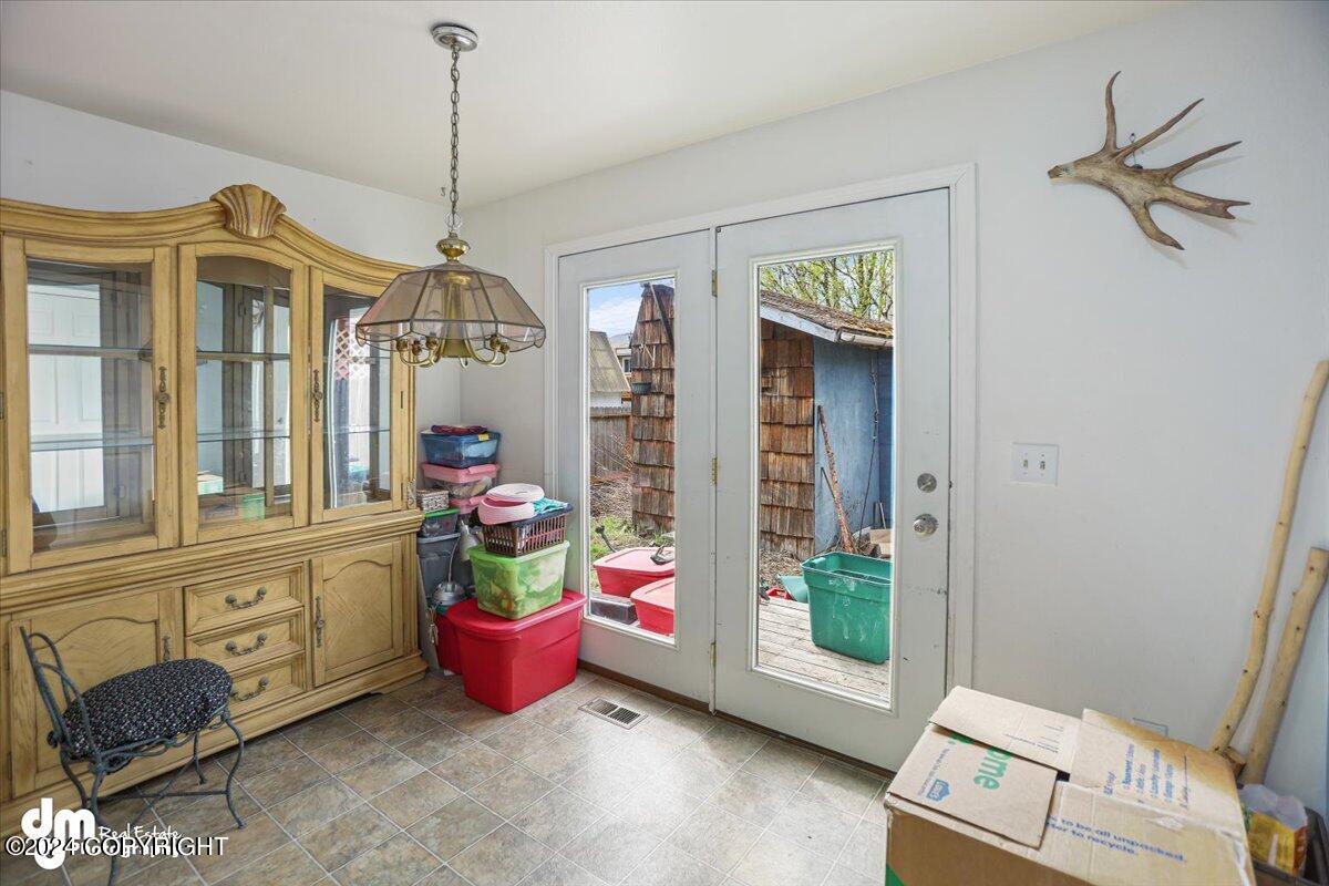 1850 Bellevue Loop