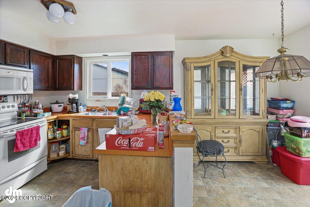 1850 Bellevue Loop