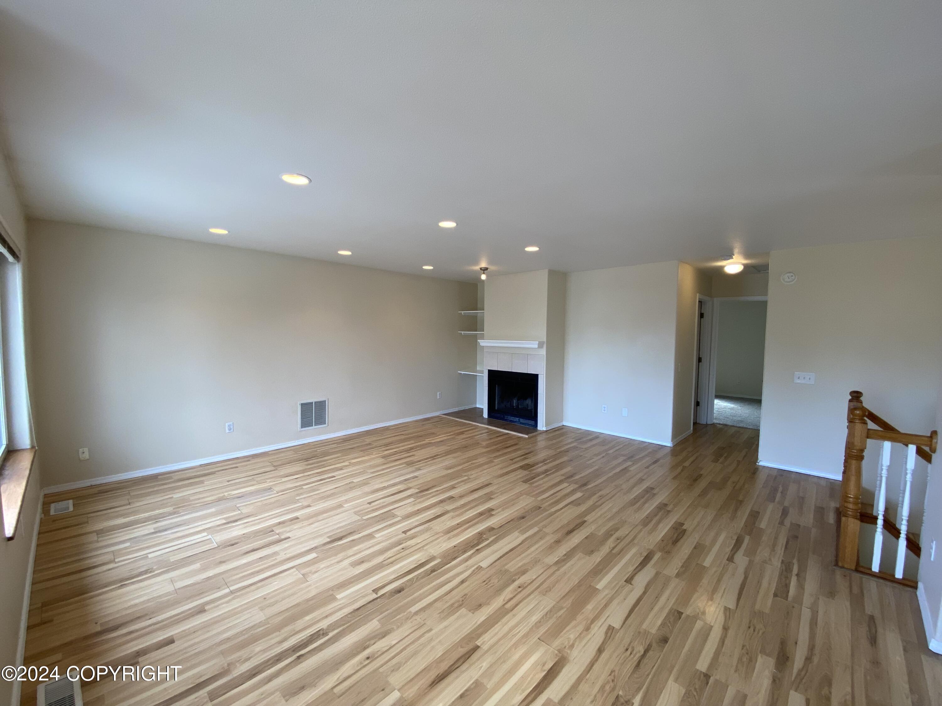 10270 Sextant Circle