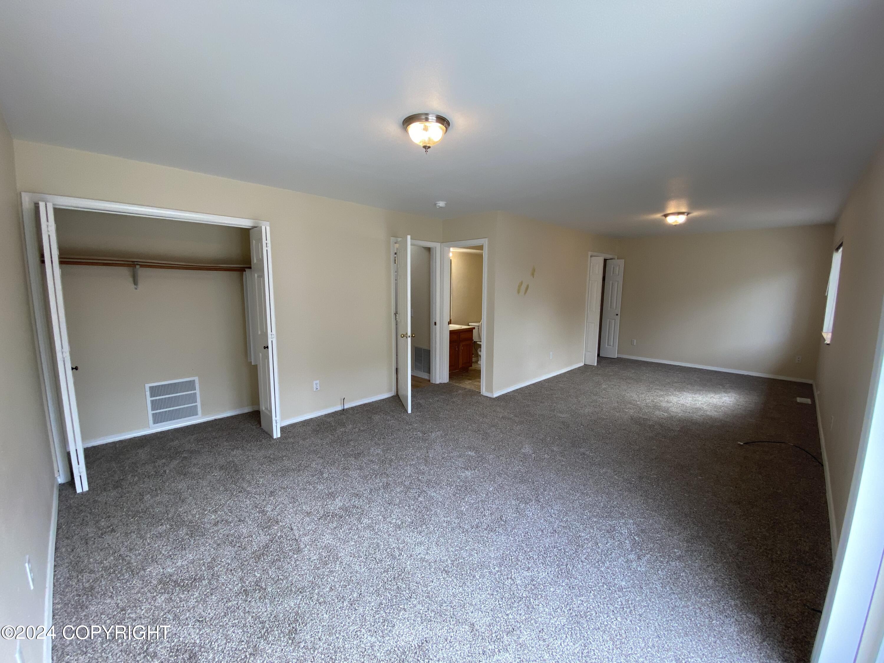 10270 Sextant Circle