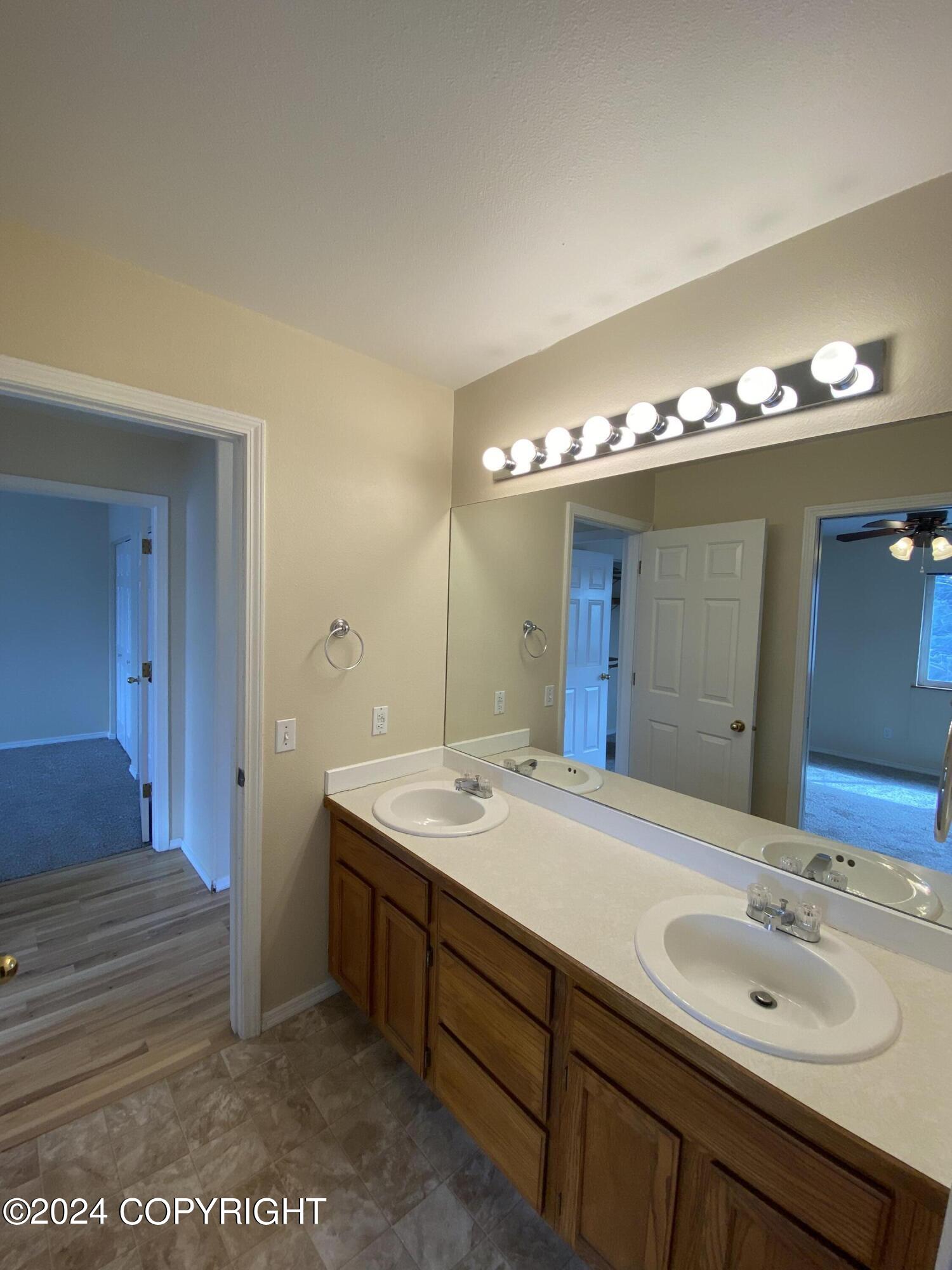 10270 Sextant Circle