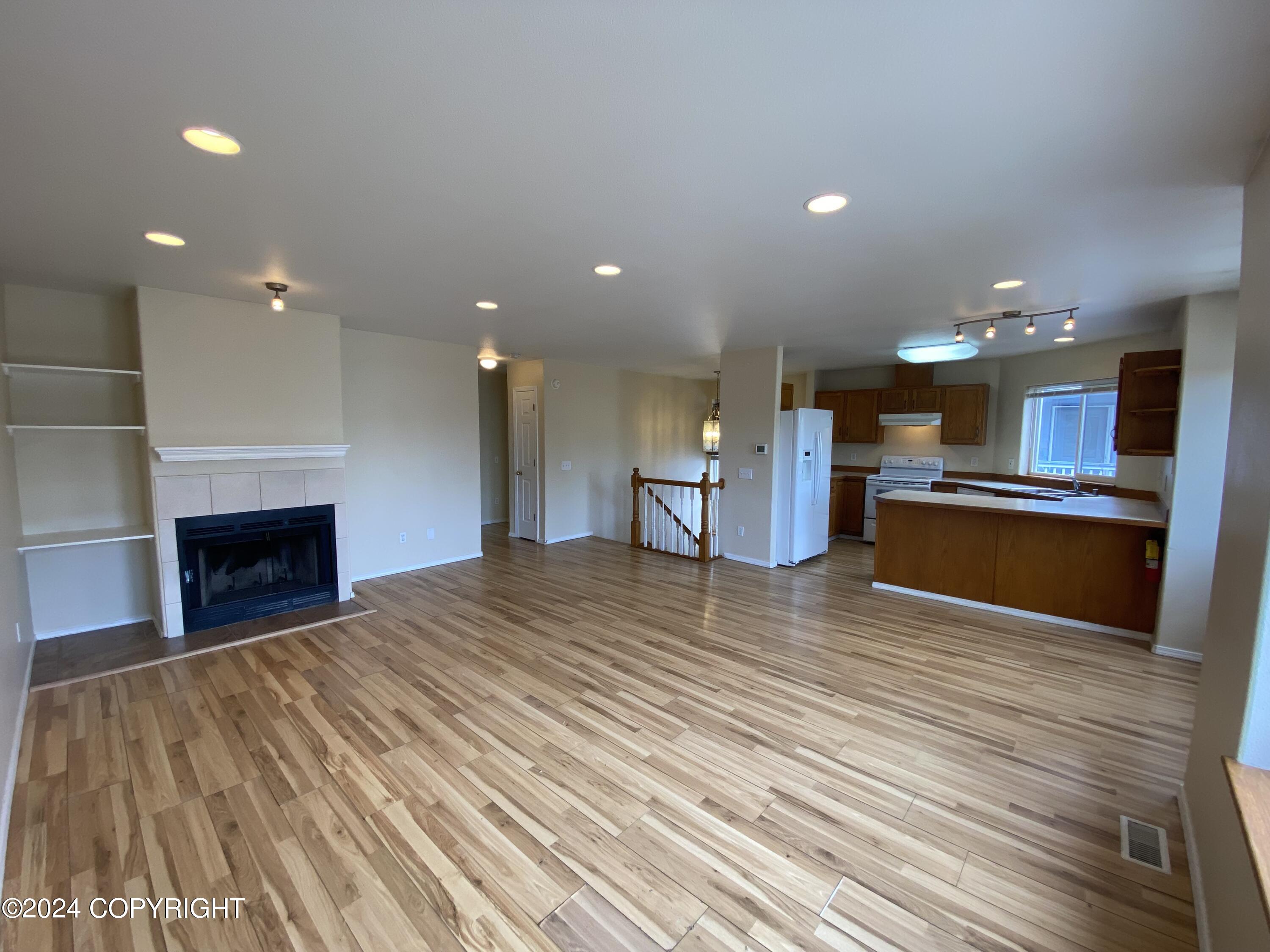 10270 Sextant Circle