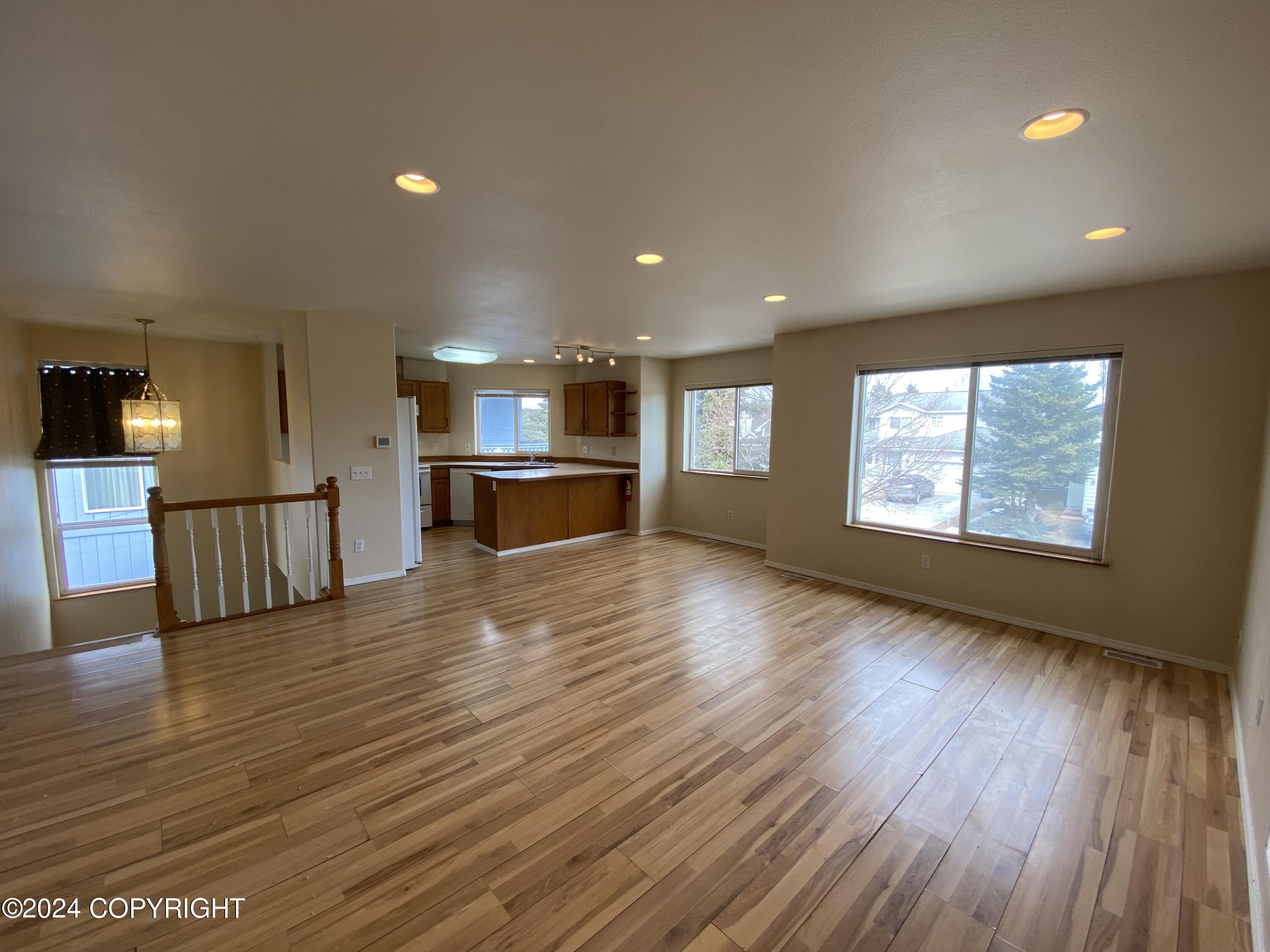 10270 Sextant Circle