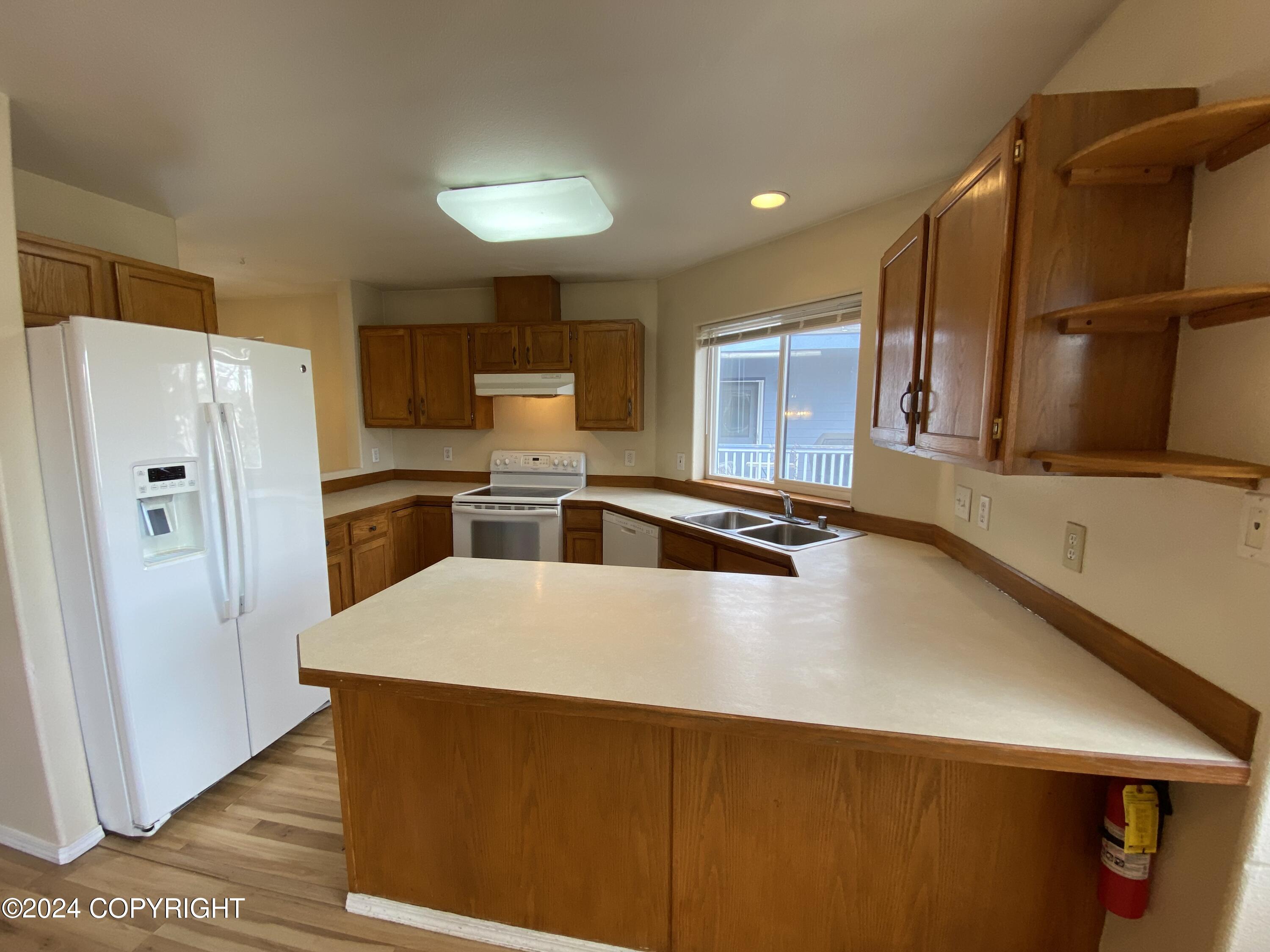 10270 Sextant Circle