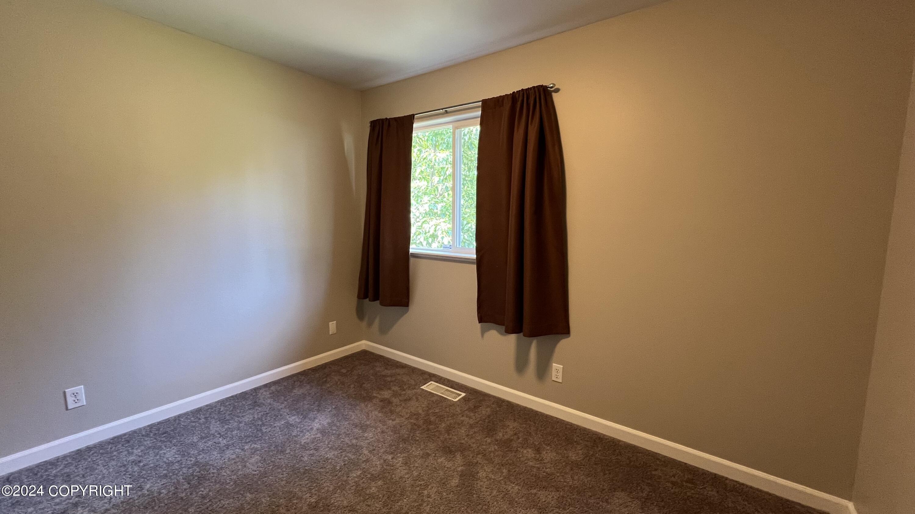3243 Linden Drive