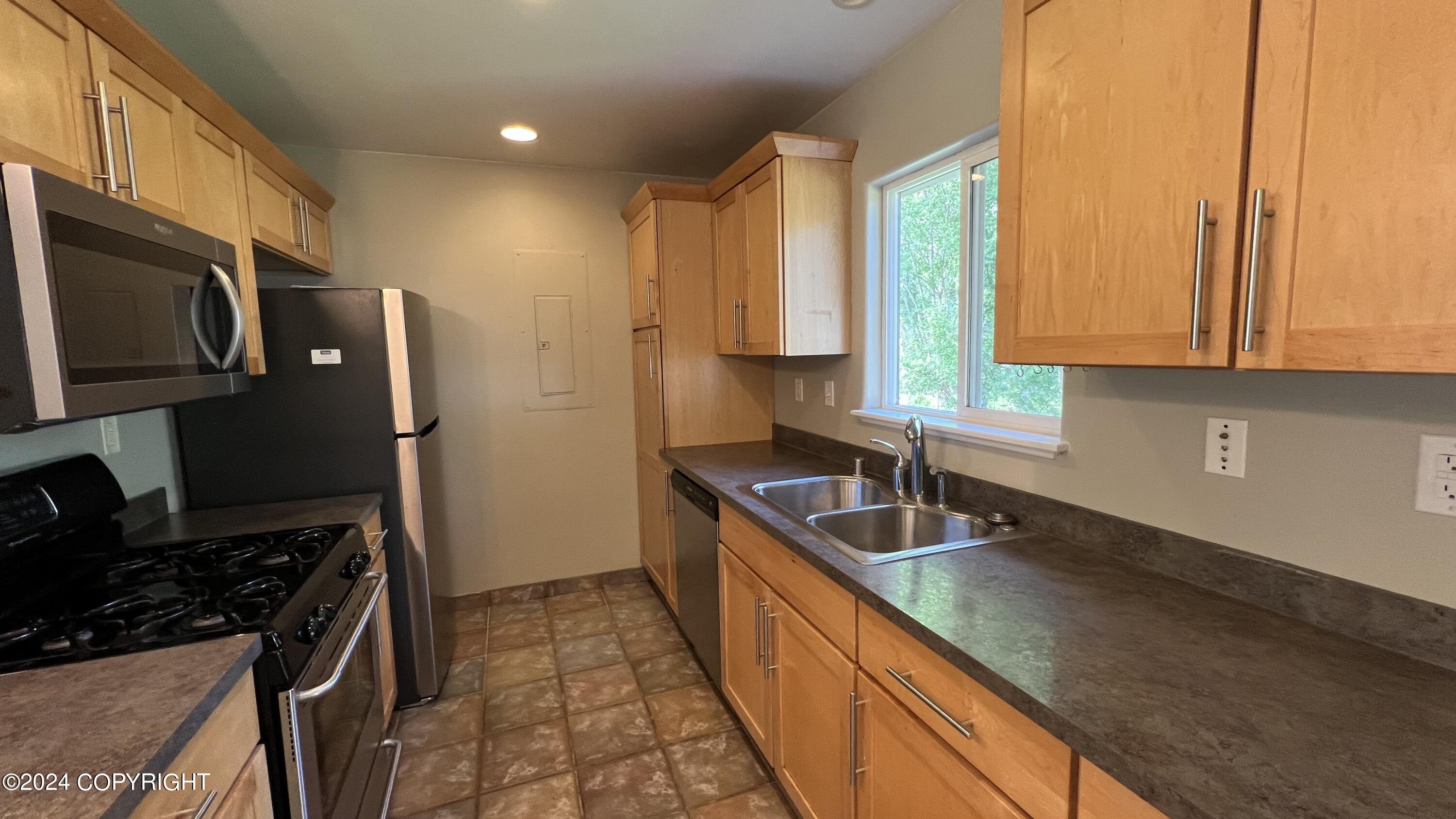 3243 Linden Drive