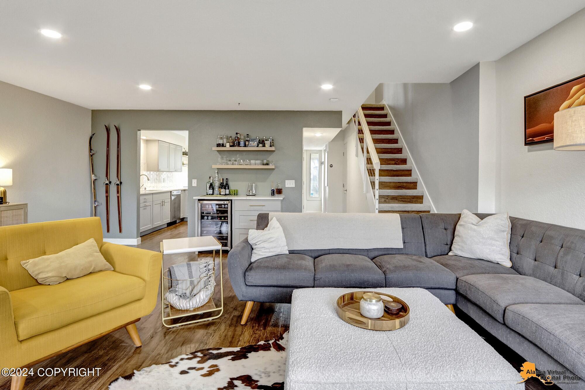 4123 Hampton Drive # 9B Unit: #9B