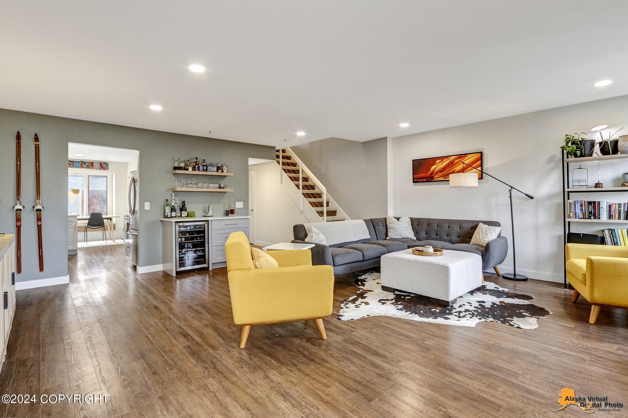 4123 Hampton Drive # 9B Unit: #9B