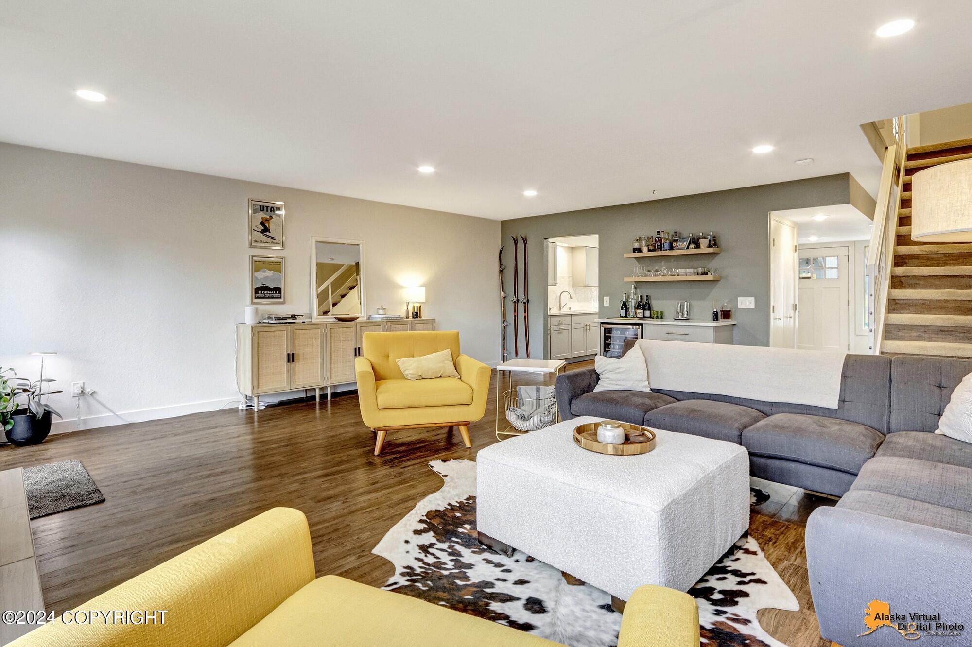 4123 Hampton Drive # 9B Unit: #9B