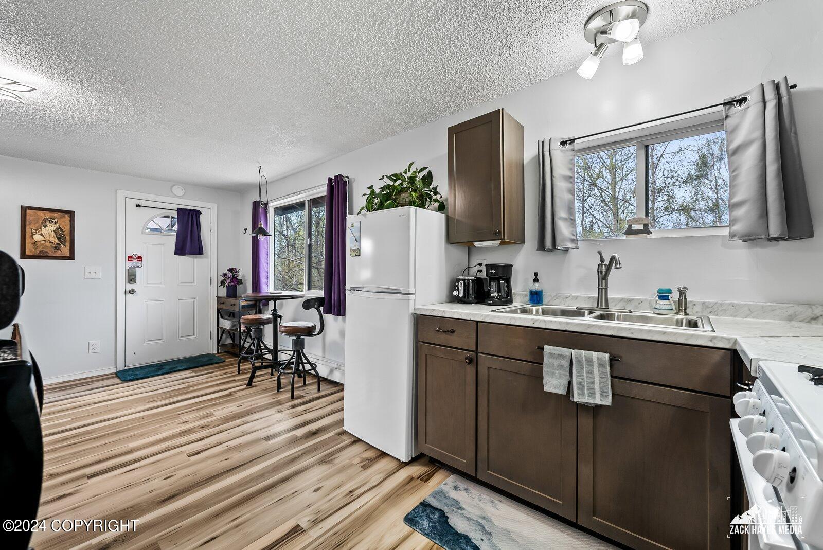 4430 Van Buren Street