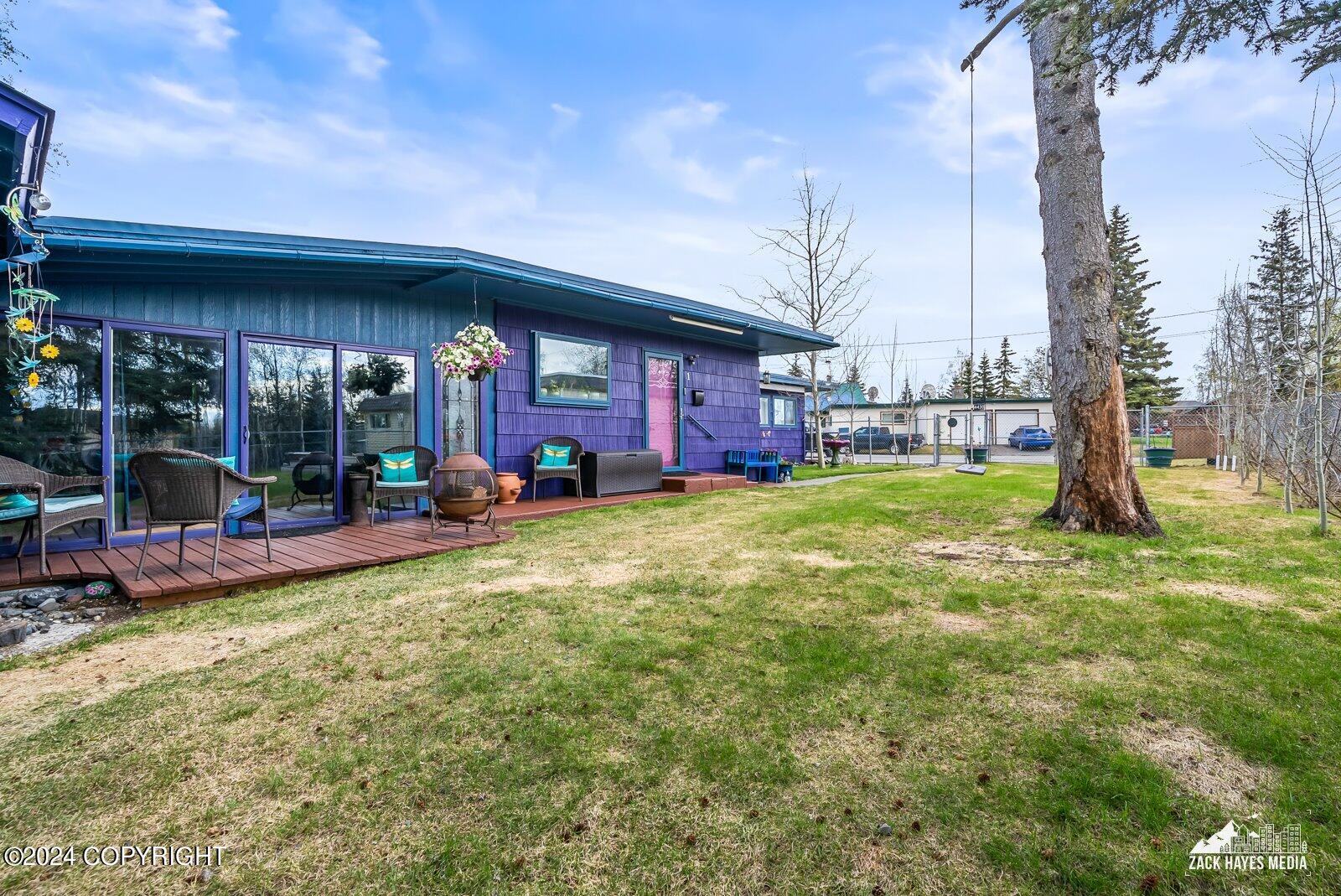 4430 Van Buren Street